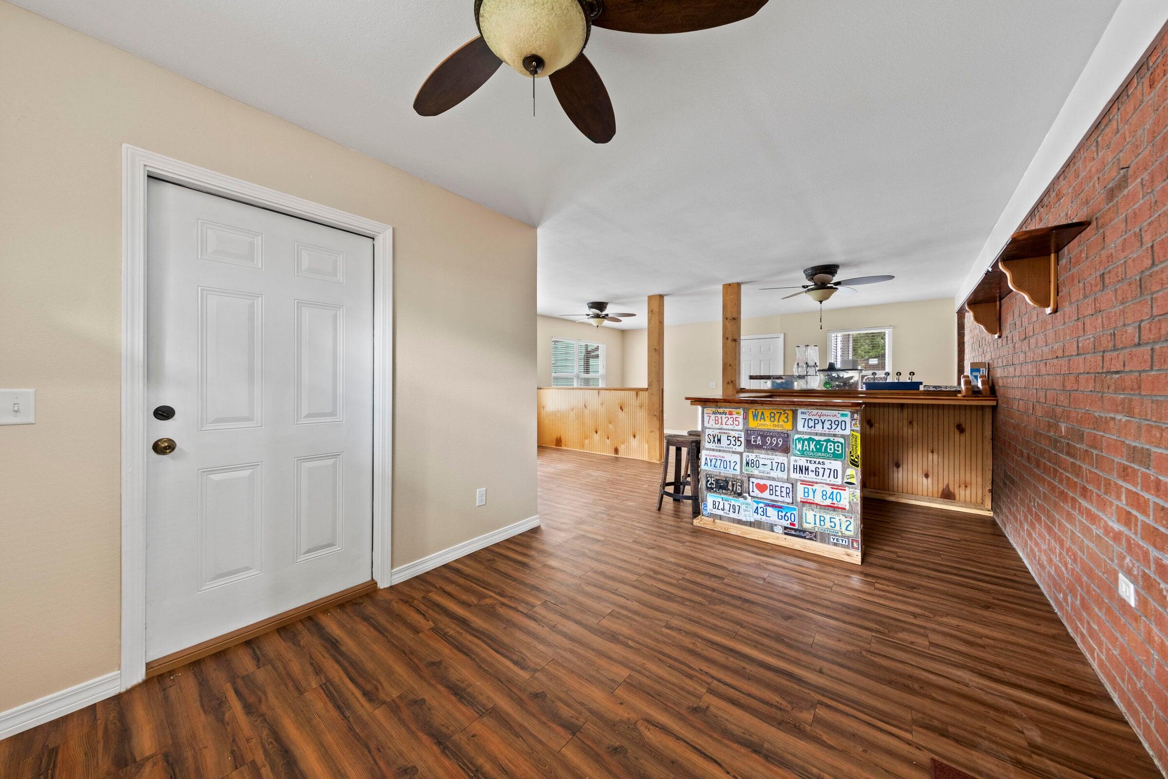 COUNTRYWOOD EST - Residential
