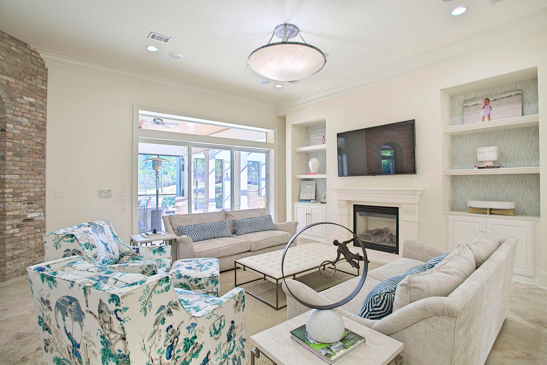 BURNT PINE - Residential