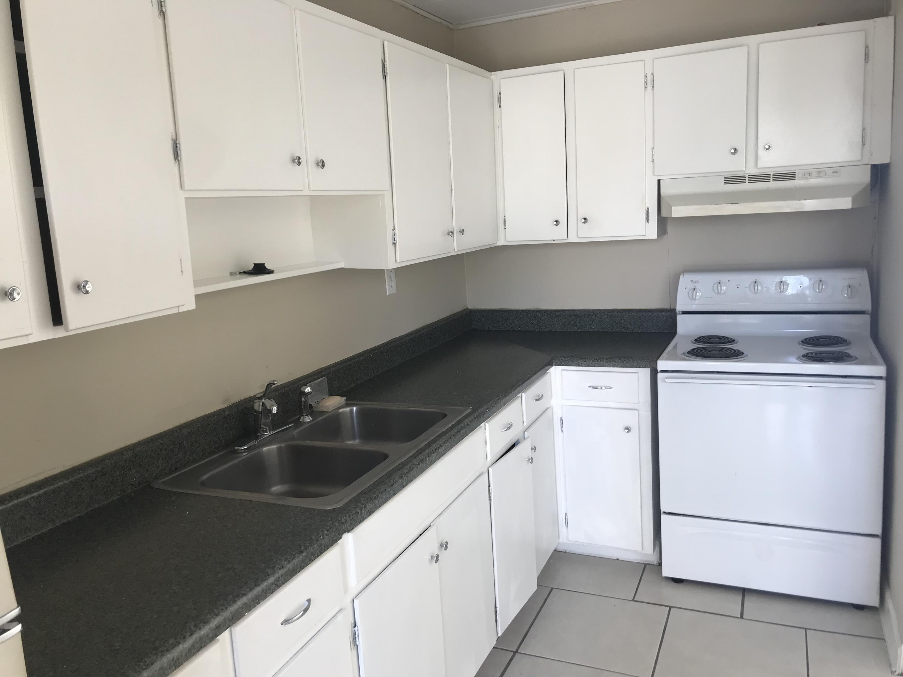 SEA PALM CONDO - Residential Lease