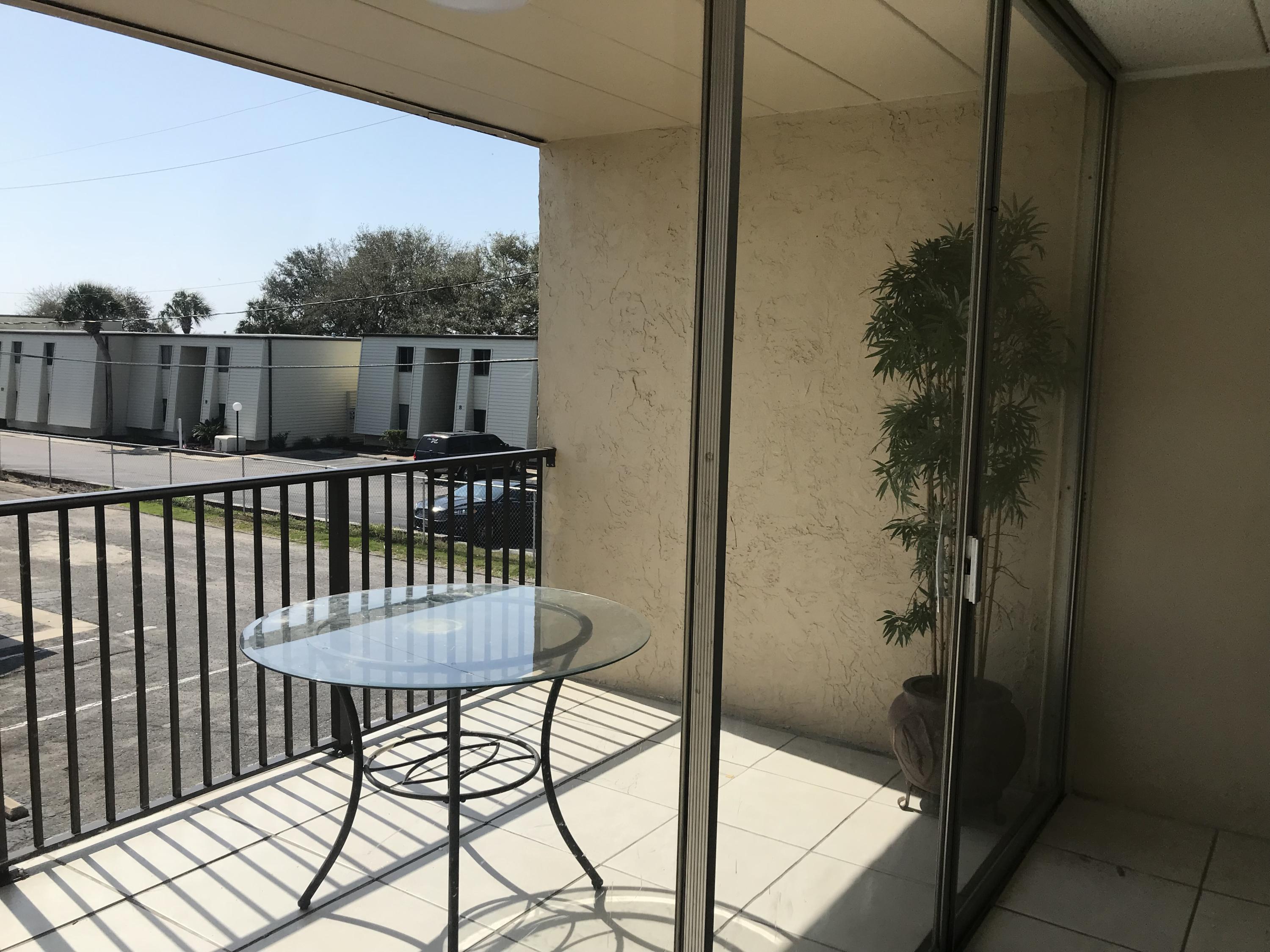 SEA PALM CONDO - Residential Lease