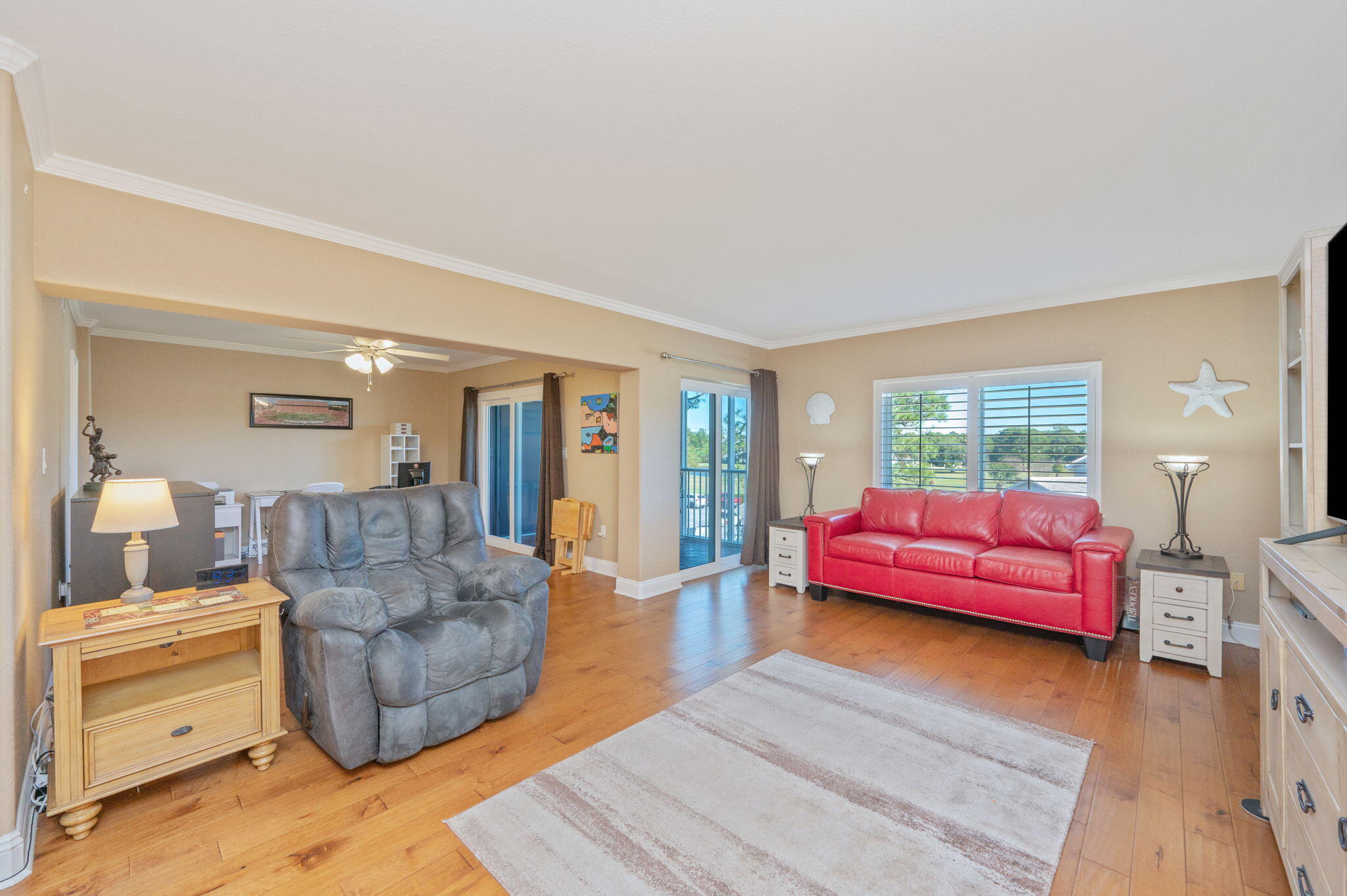 LEISURE 1 CONDO - Residential