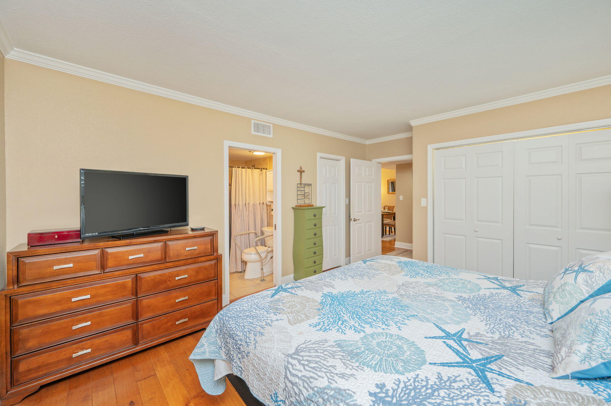 LEISURE 1 CONDO - Residential