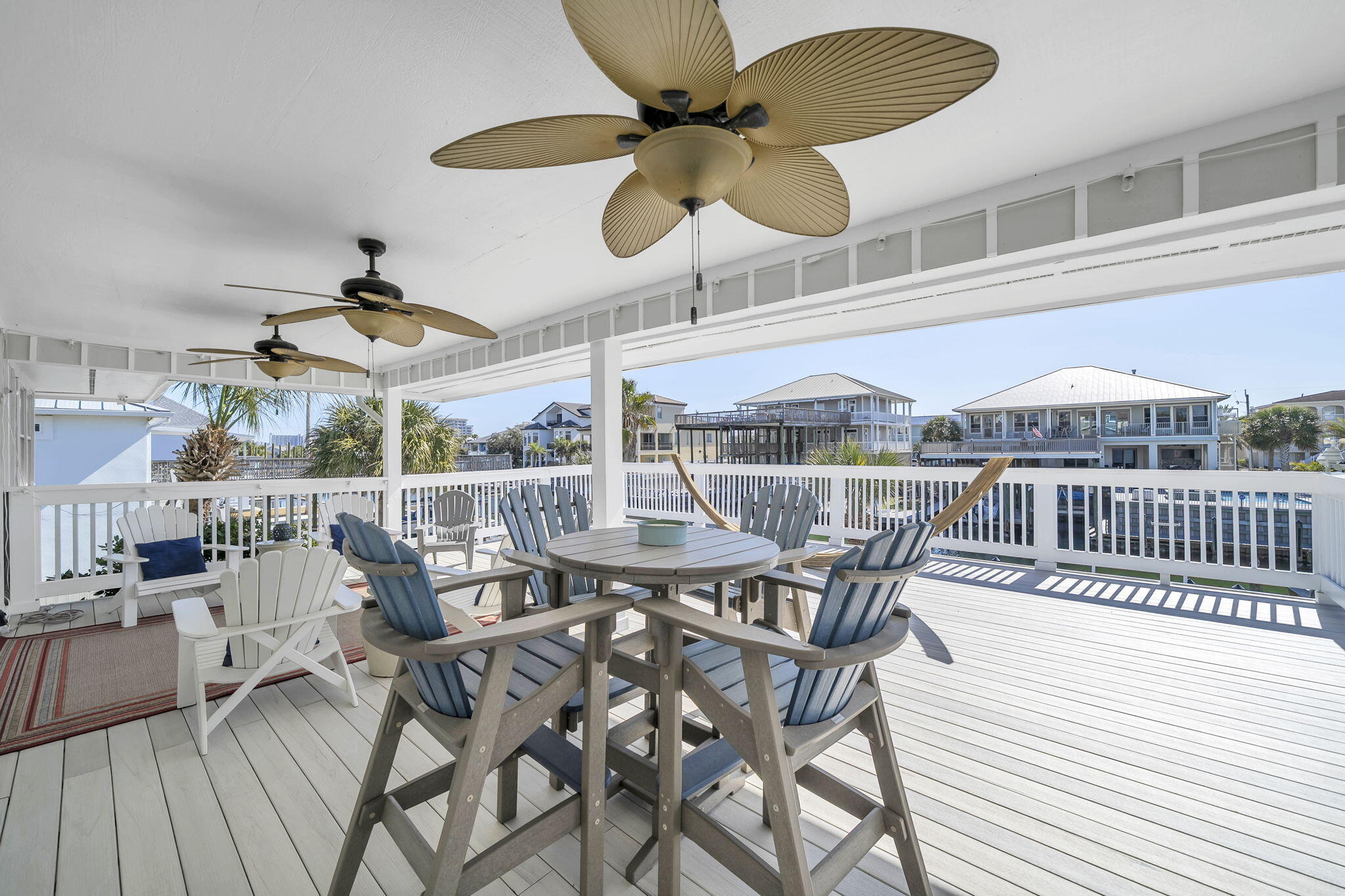 HOLIDAY ISLE - Residential