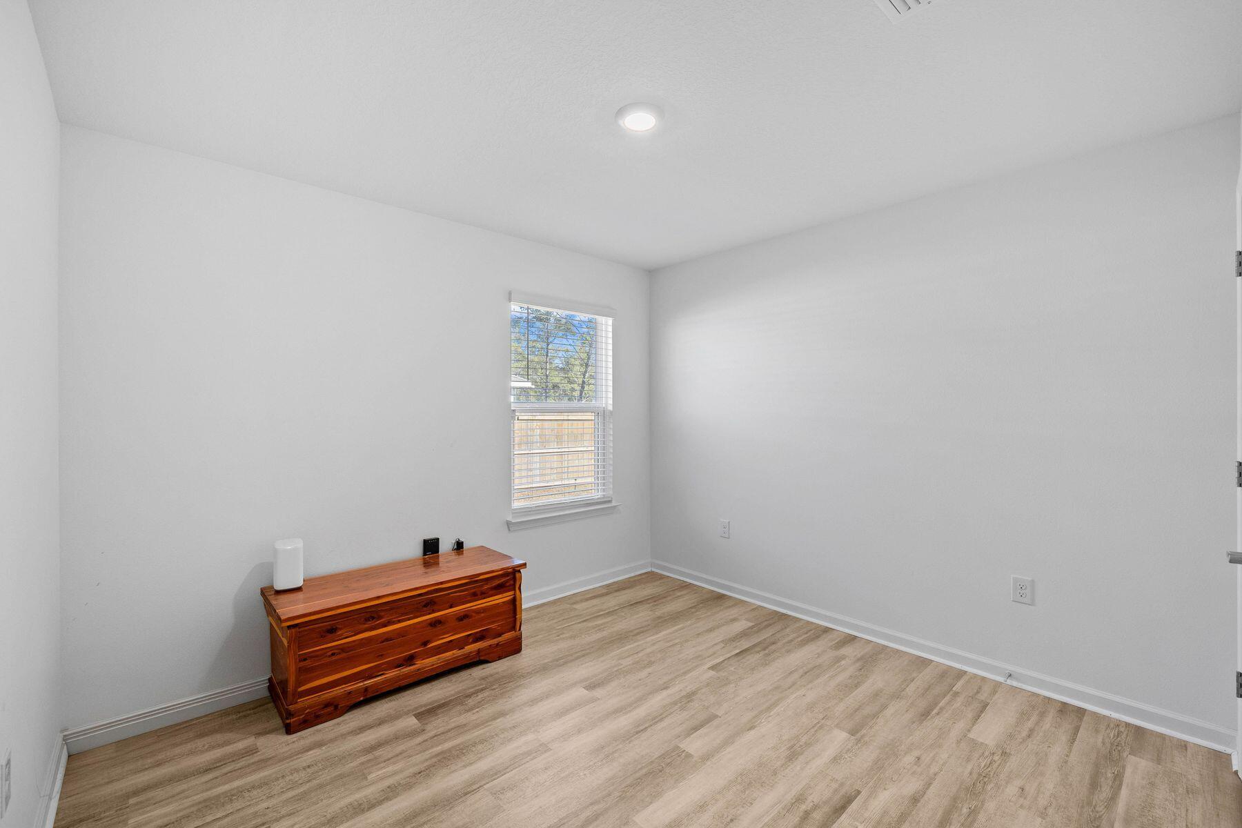 ASHTON PARK - Residential