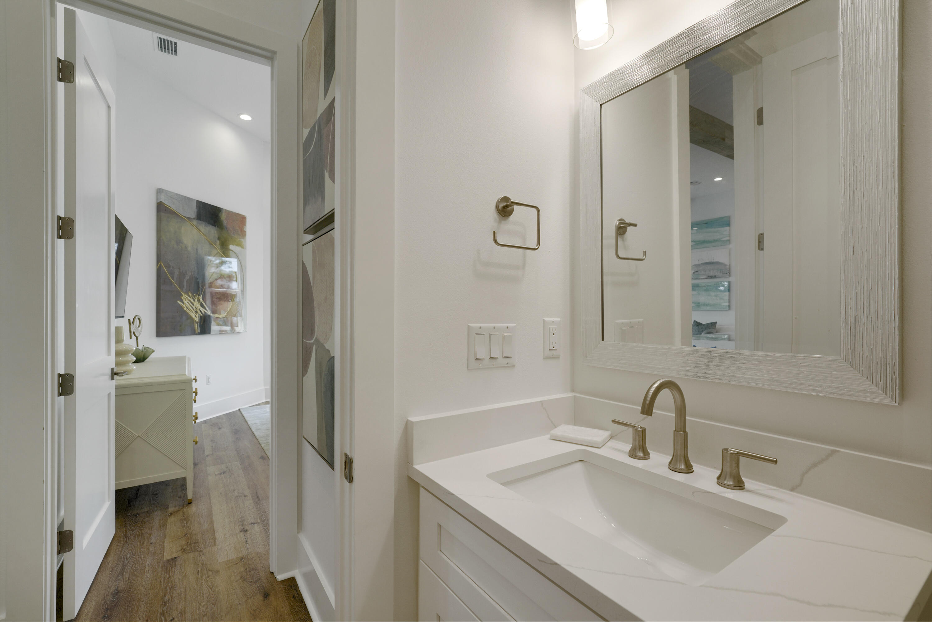 393 County hwy - Residential