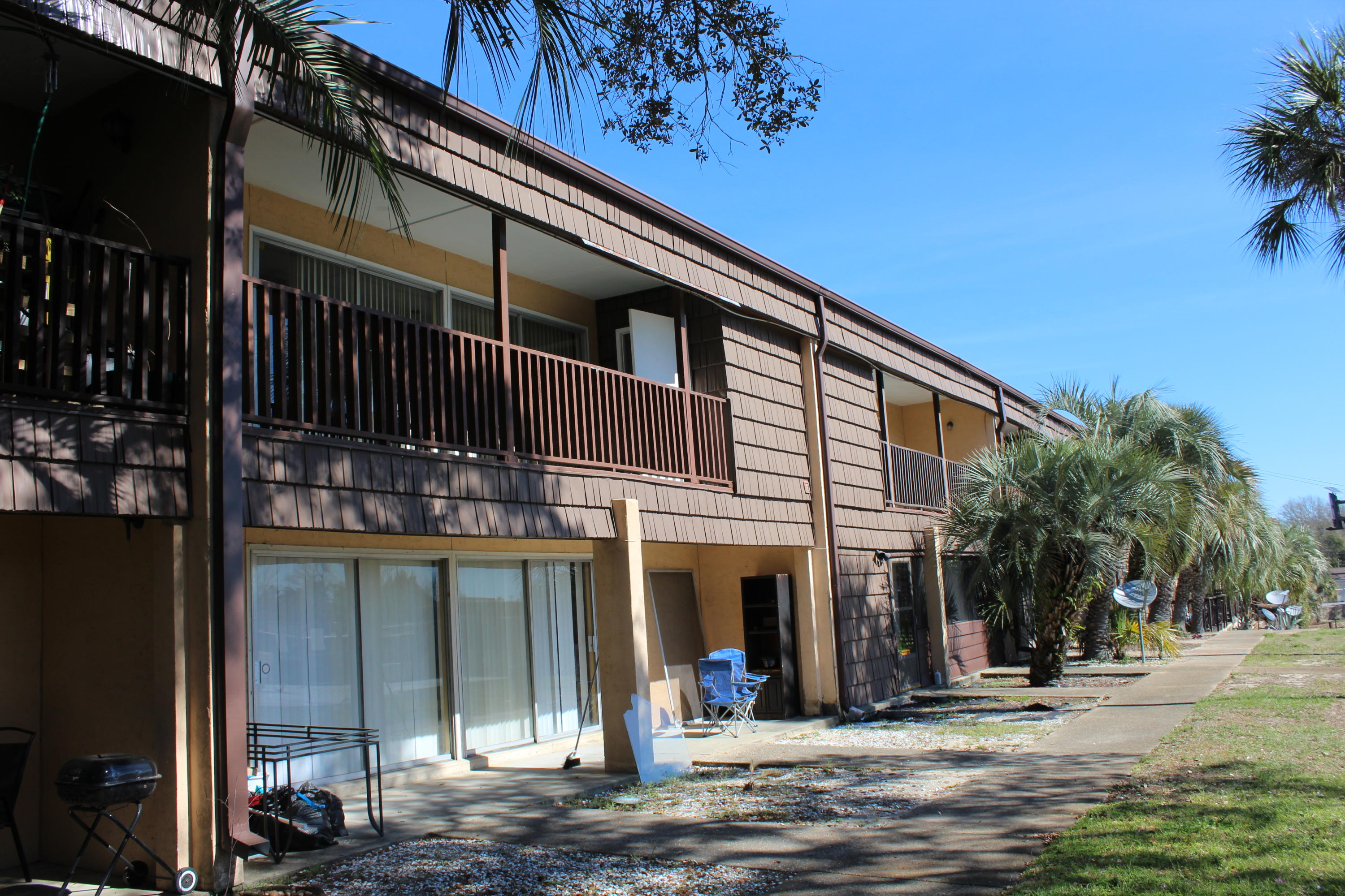 SPANISH VILLAS CONDO - Residential