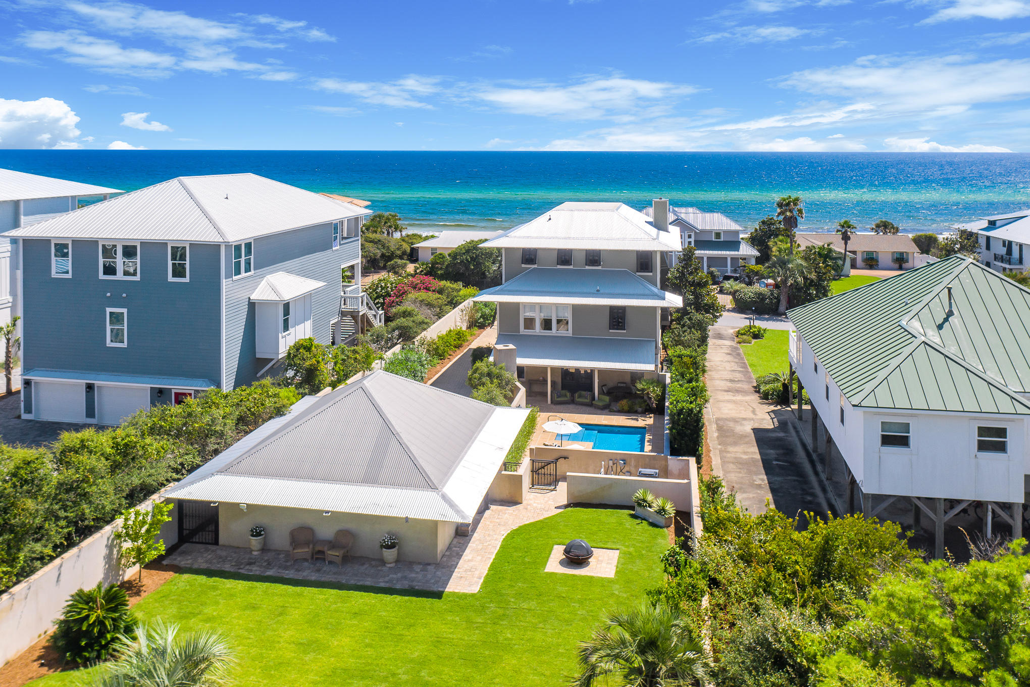 PELICAN POINTE AT CAMP CREEK - Residential