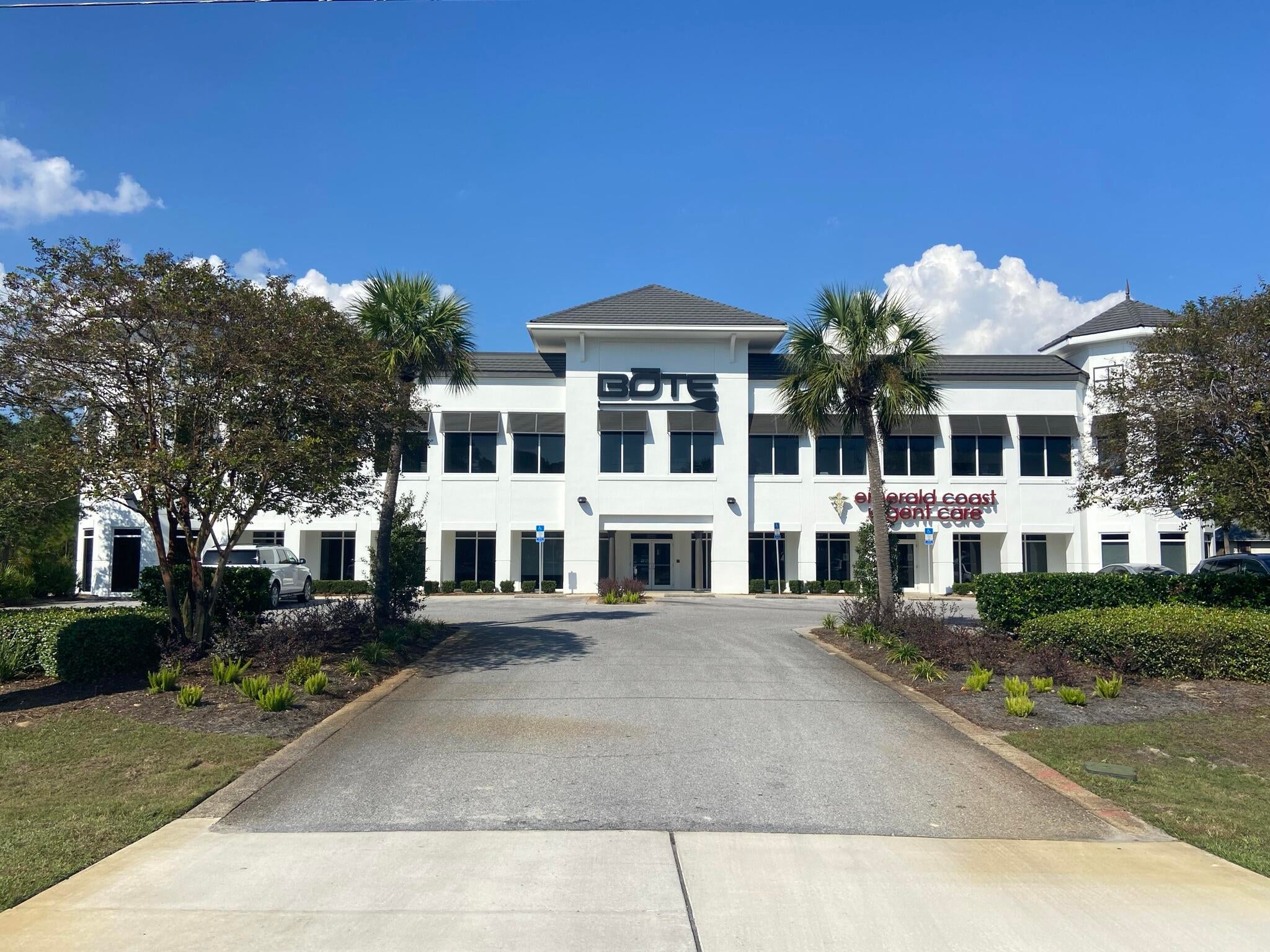 Fully occupied office building with direct Hwy.98 frontage in Miramar Beach. Excellent location less than 1/4 mile to the intersection of Hwy.98 and N. Holiday Rd. Many recent upgrades and improvements including interior build-outs, roof, exterior paint, bathrooms, and breakrooms. Tenants include BOTE, Emerald Coast Urgent Care, Alfonso Dance Academy, and others.