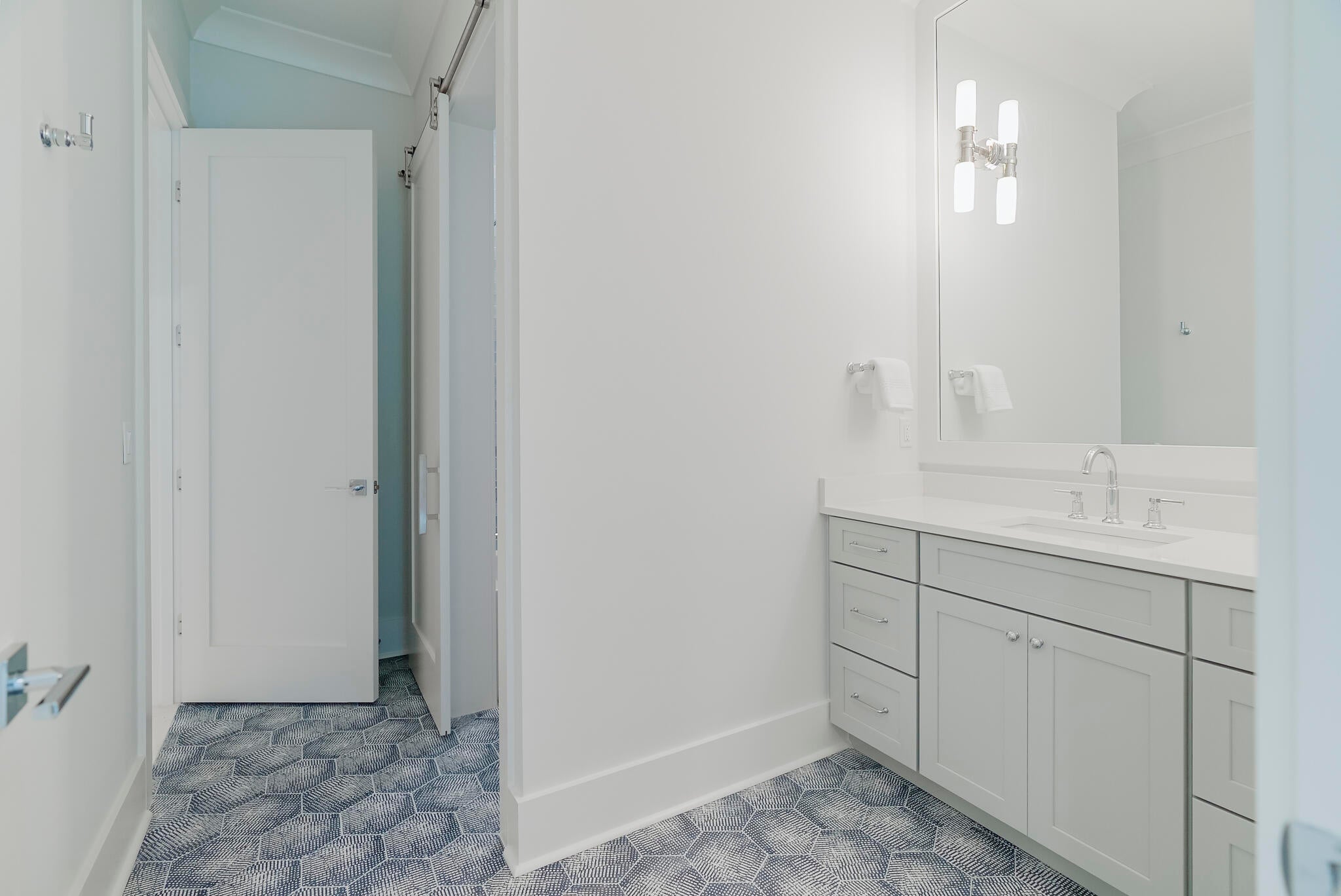 BEACH HIGHLAND - Residential