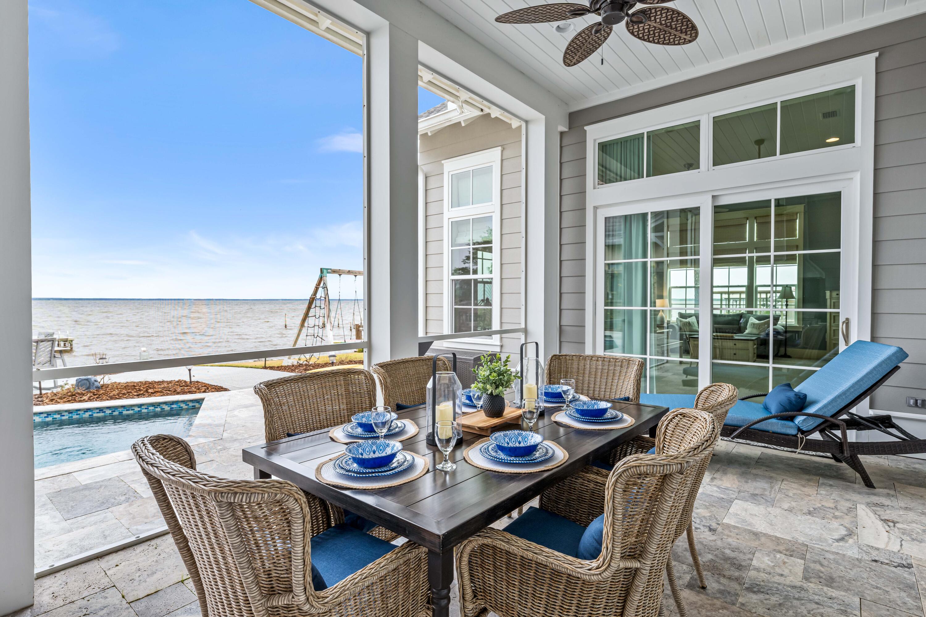 PELICAN BAY S/D - Residential