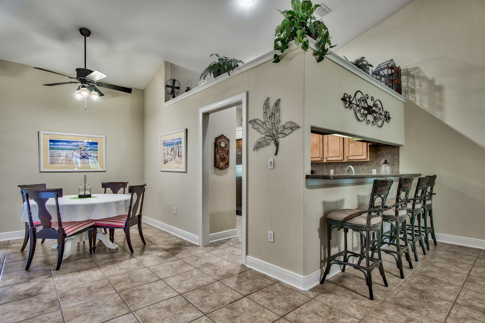 DIAMOND LAKES - Residential
