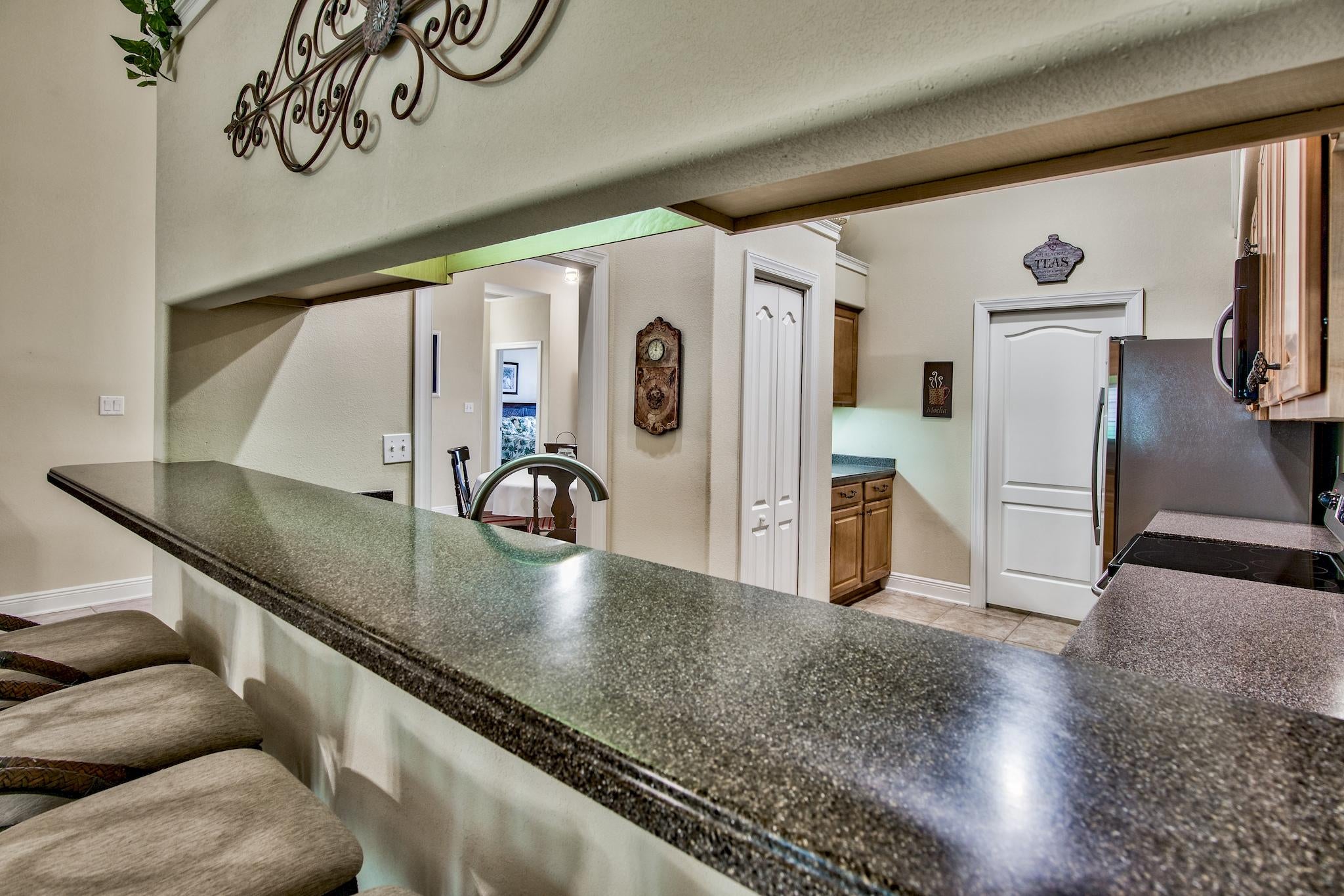DIAMOND LAKES - Residential