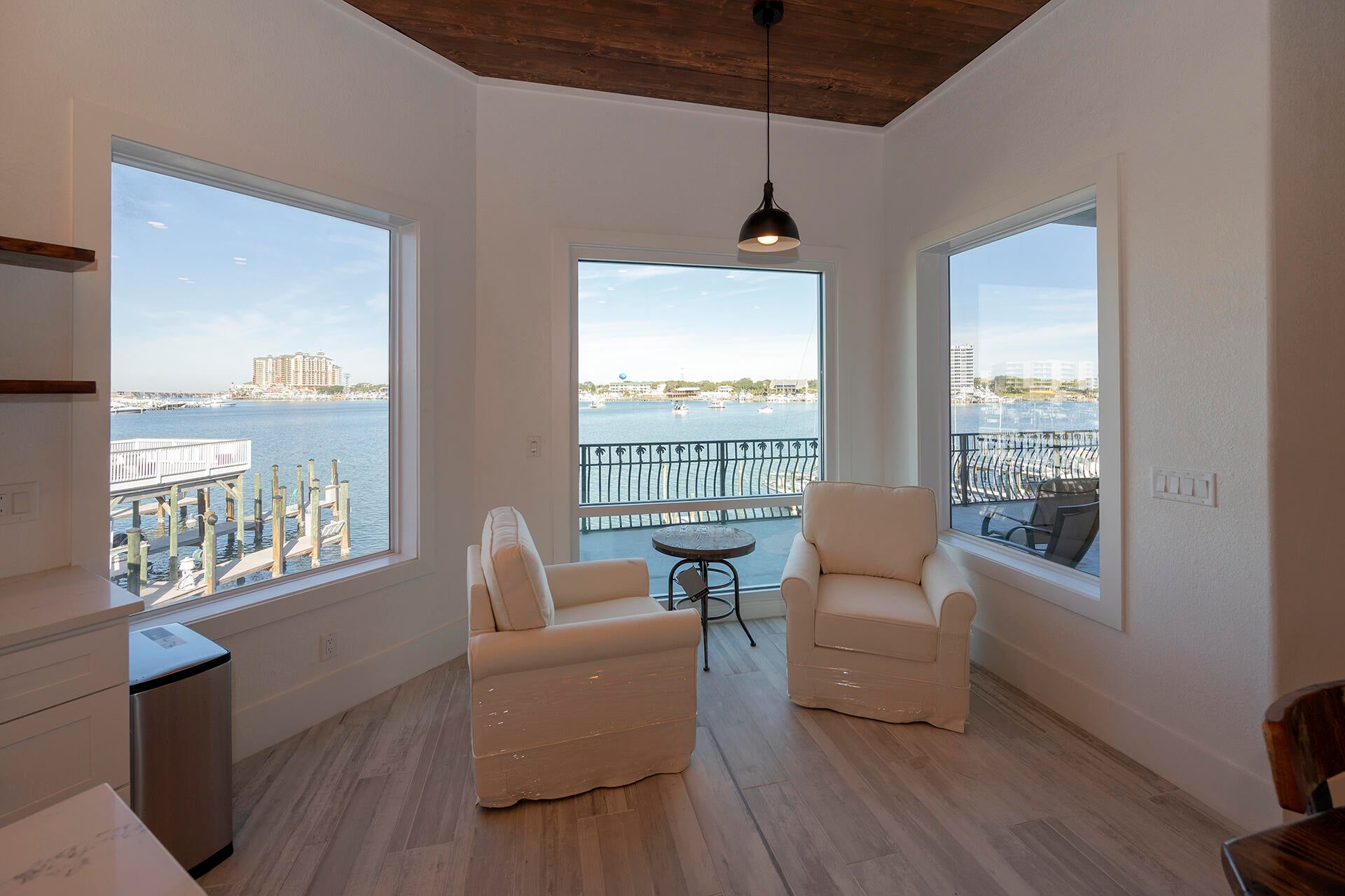 HOLIDAY ISLE - Residential