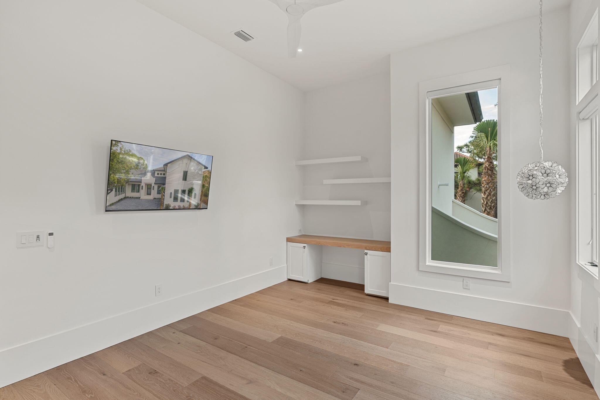 BURNT PINE - Residential