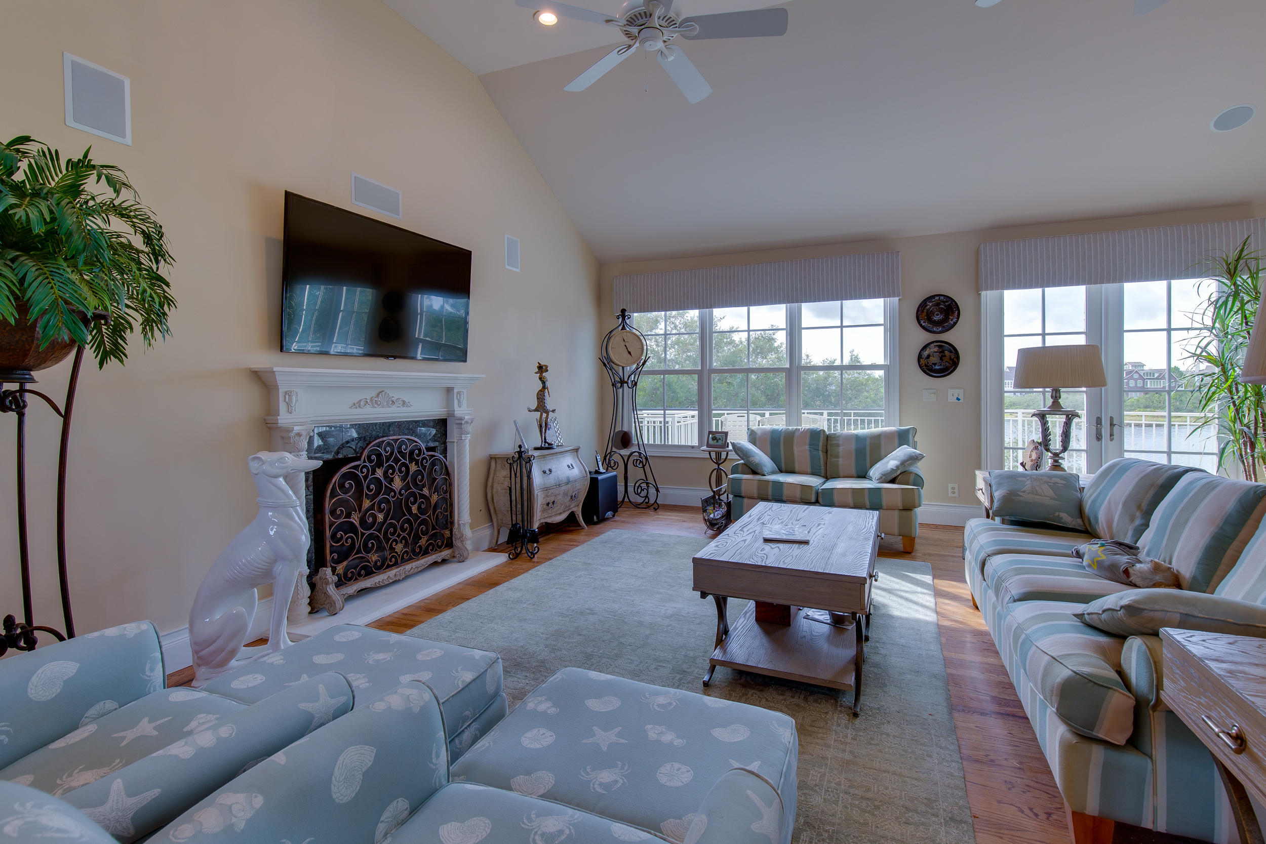 CAMP CREEK LAKE - Residential