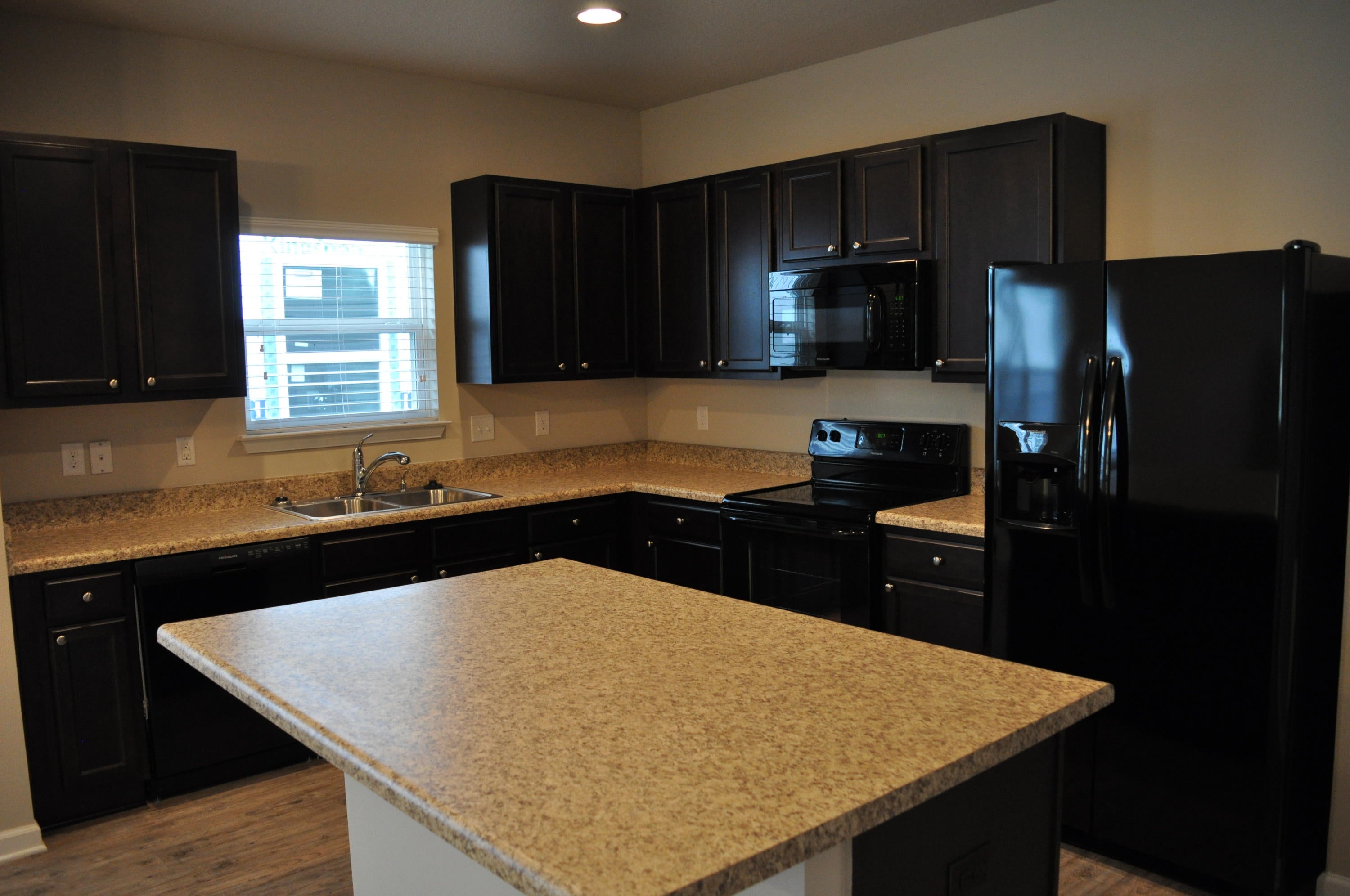 HAMMOCK BAY - Residential Lease
