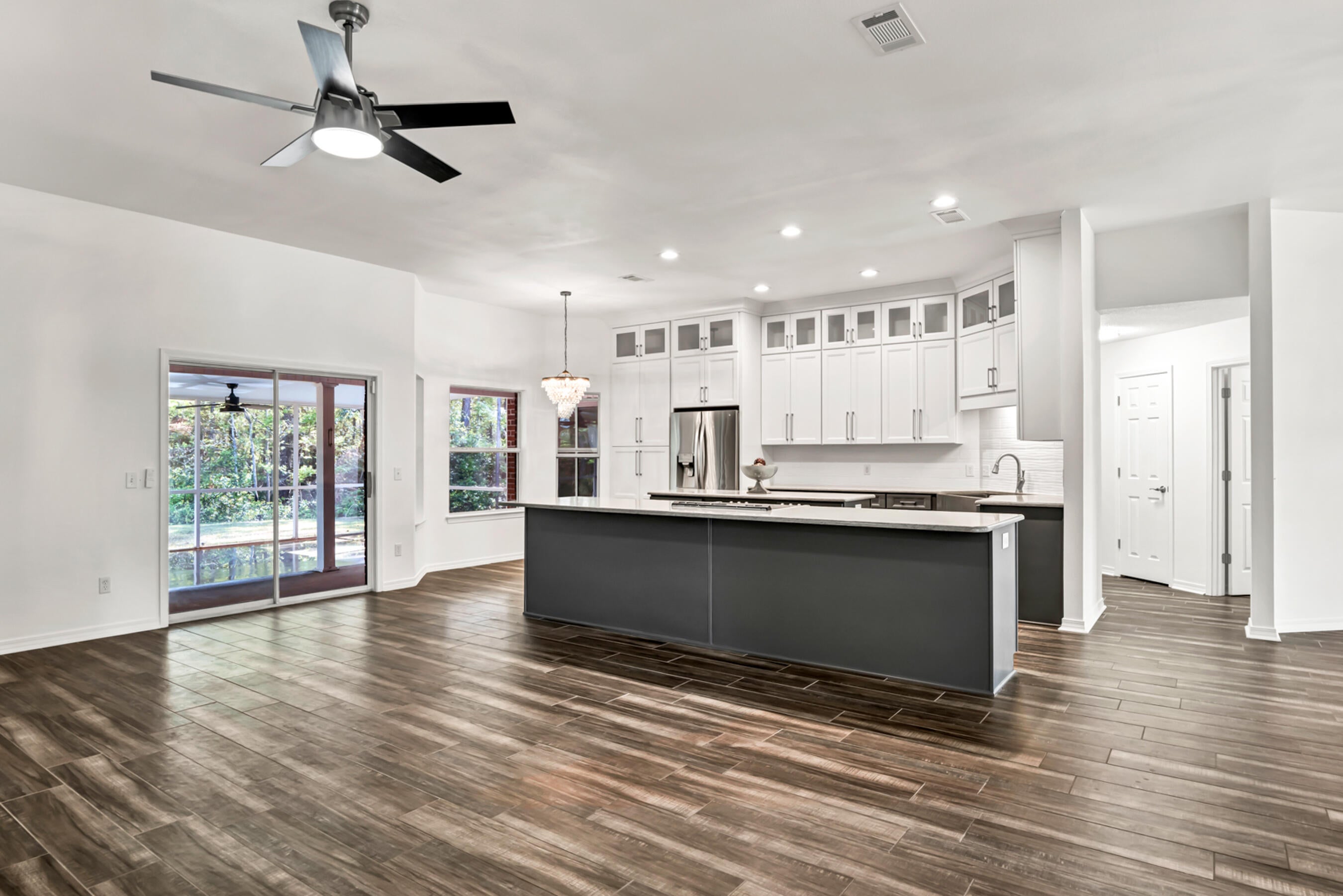 HOLLEY BY THE SEA - Residential