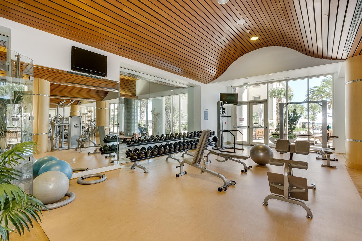 BEACH CLUB CONDO THE - Residential
