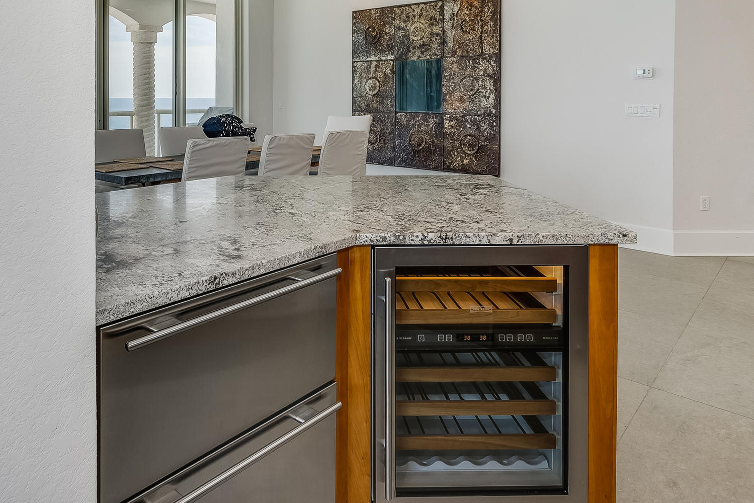 BEACH CLUB CONDO THE - Residential