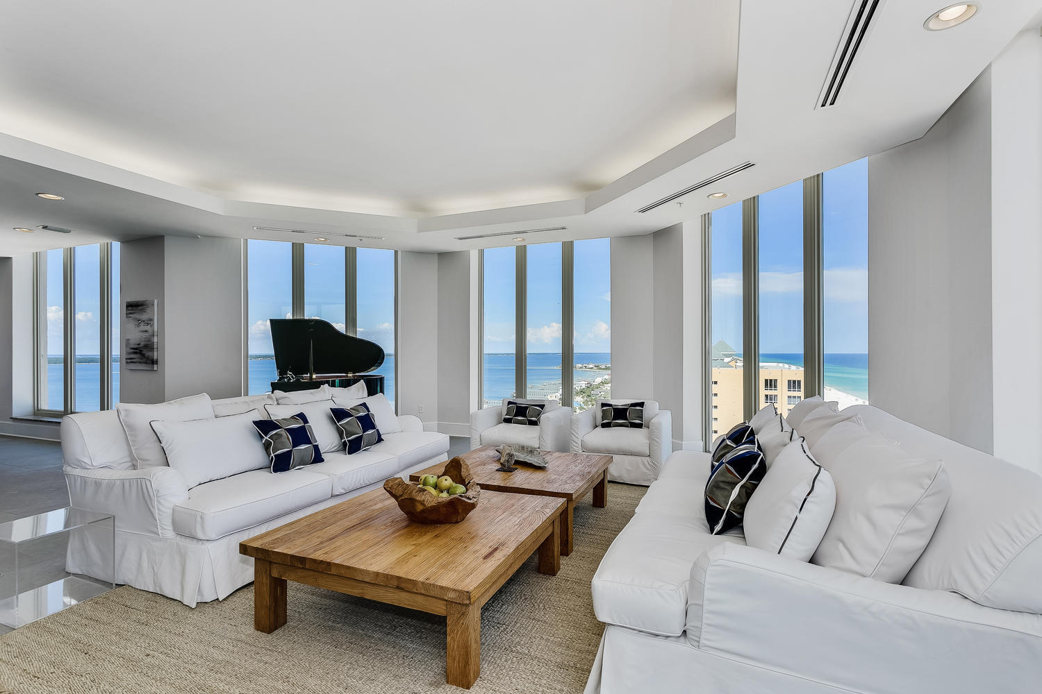 BEACH CLUB CONDO THE - Residential