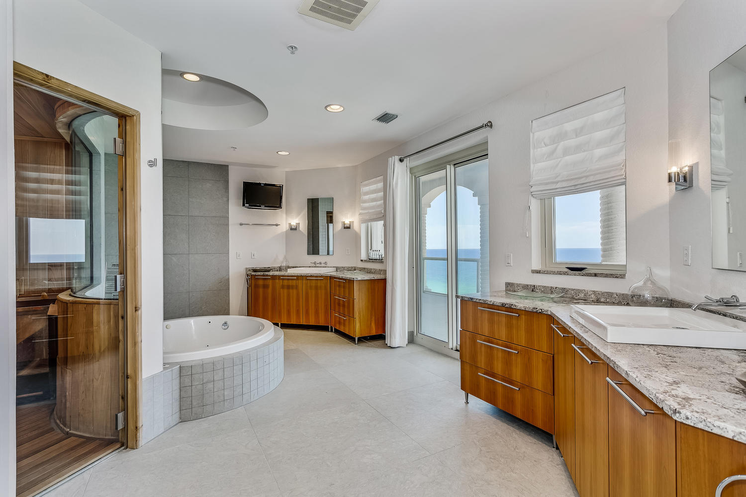BEACH CLUB CONDO THE - Residential