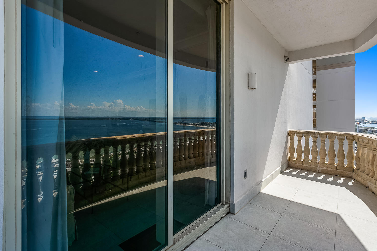 BEACH CLUB CONDO THE - Residential