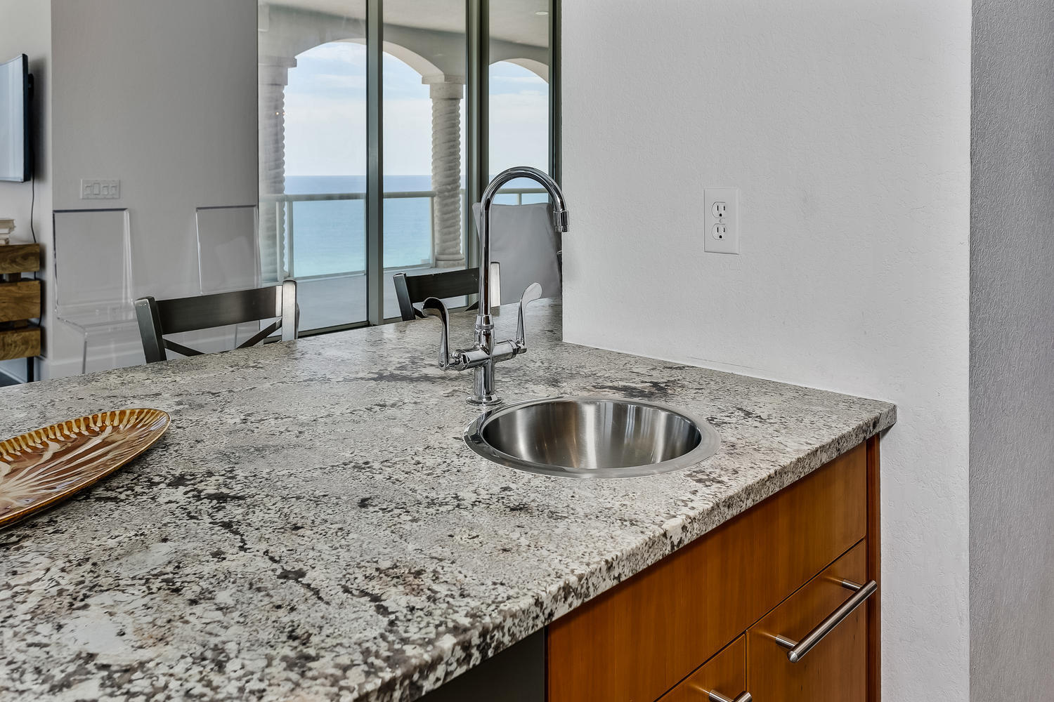 BEACH CLUB CONDO THE - Residential