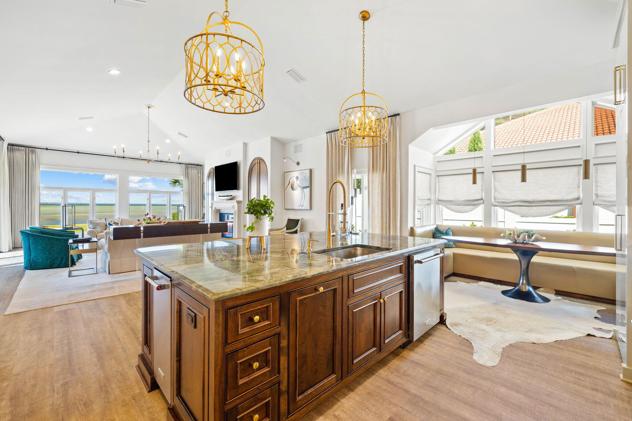 HOLIDAY SHORE ESTATES - Residential