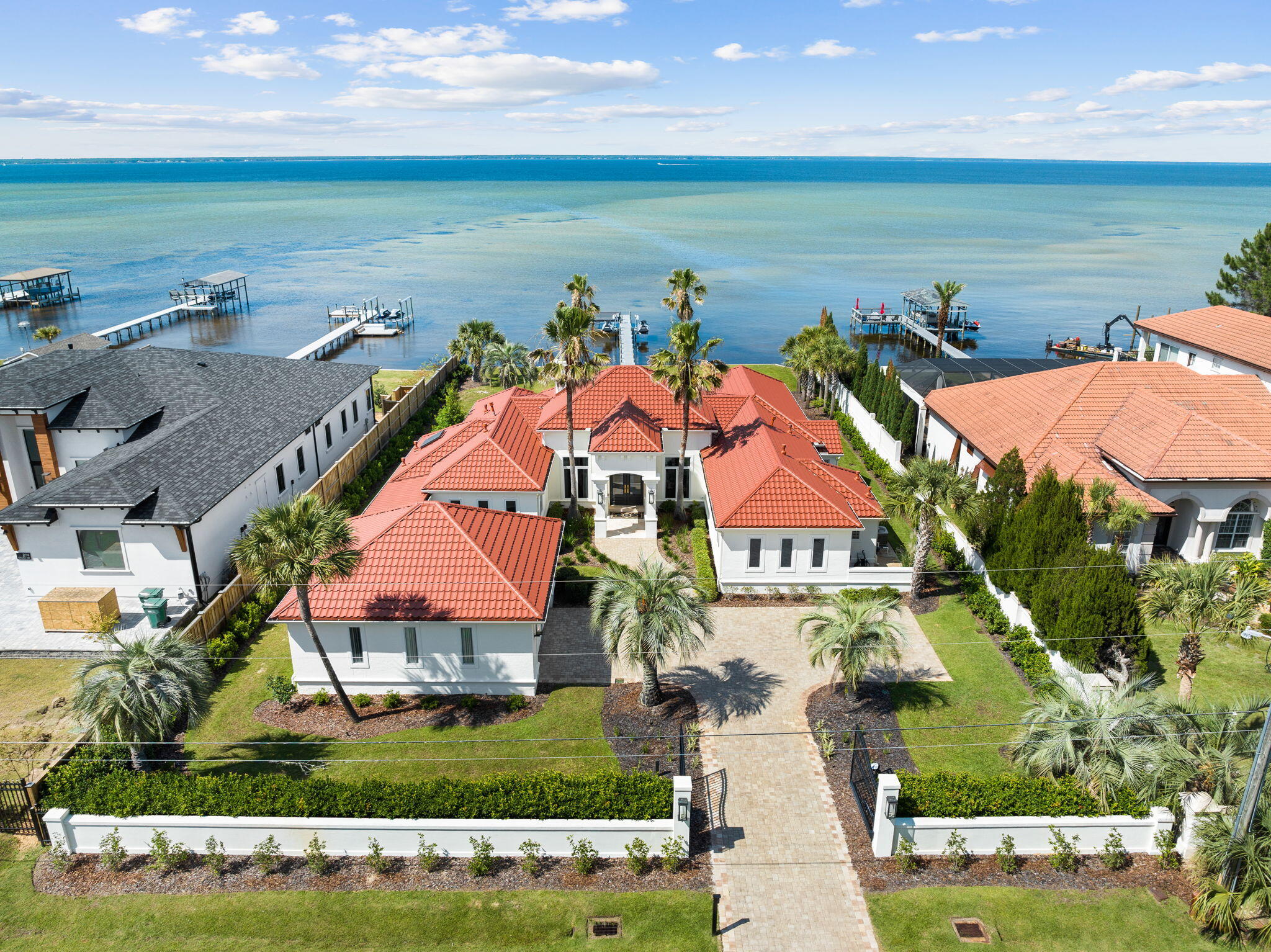 HOLIDAY SHORE ESTATES - Residential