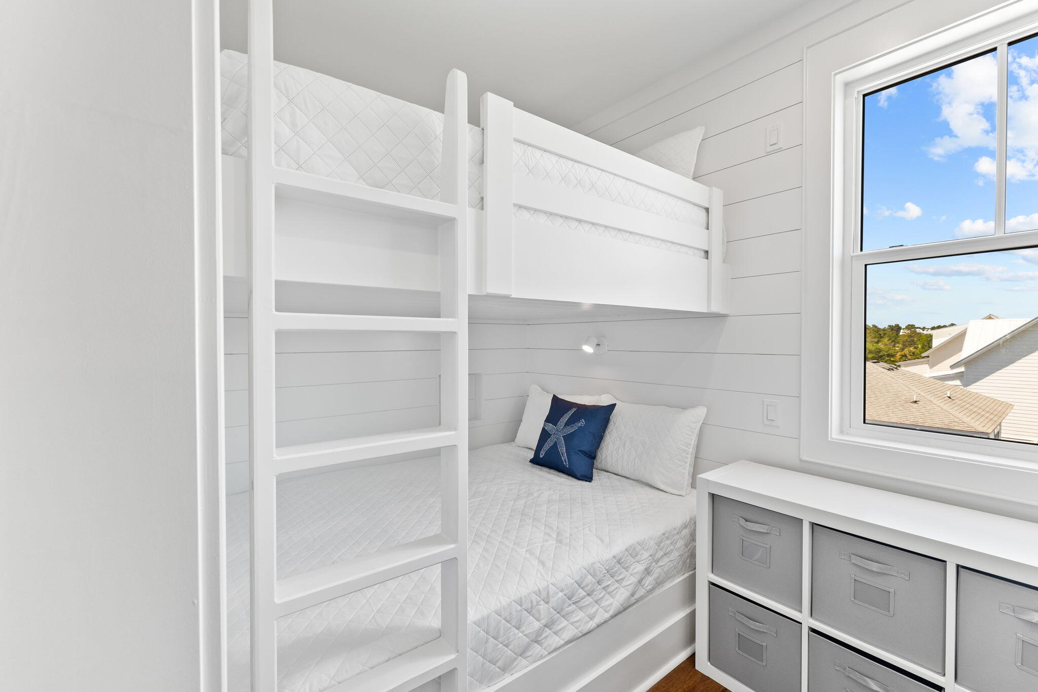 DALTON UNREC - Residential