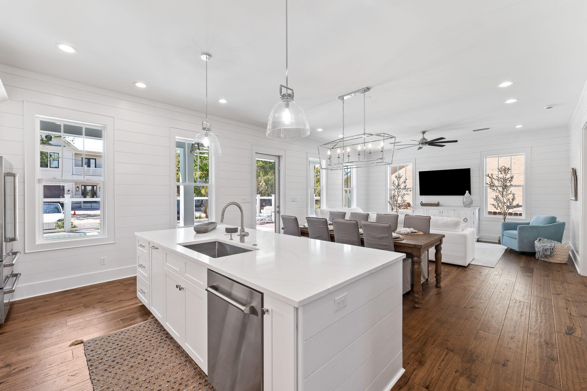 DALTON UNREC - Residential