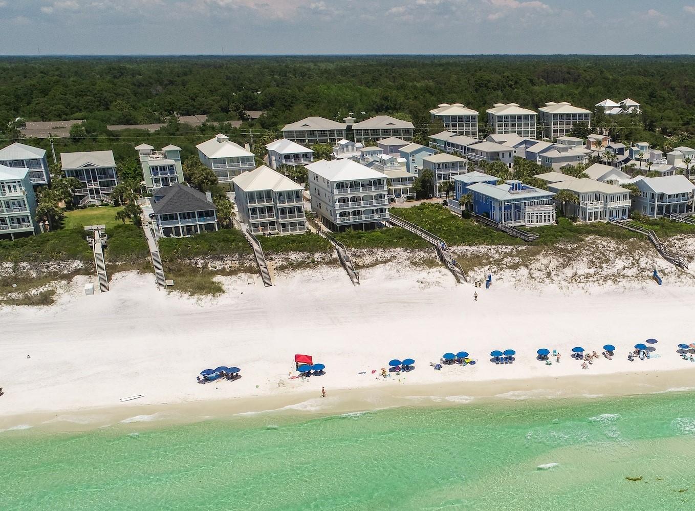 LOT 9-C BEING MORE PARTICULARLY DESCRIBED AS: COM AT THE NE/C OF LOT 10 DANABEACH S/D - Residential