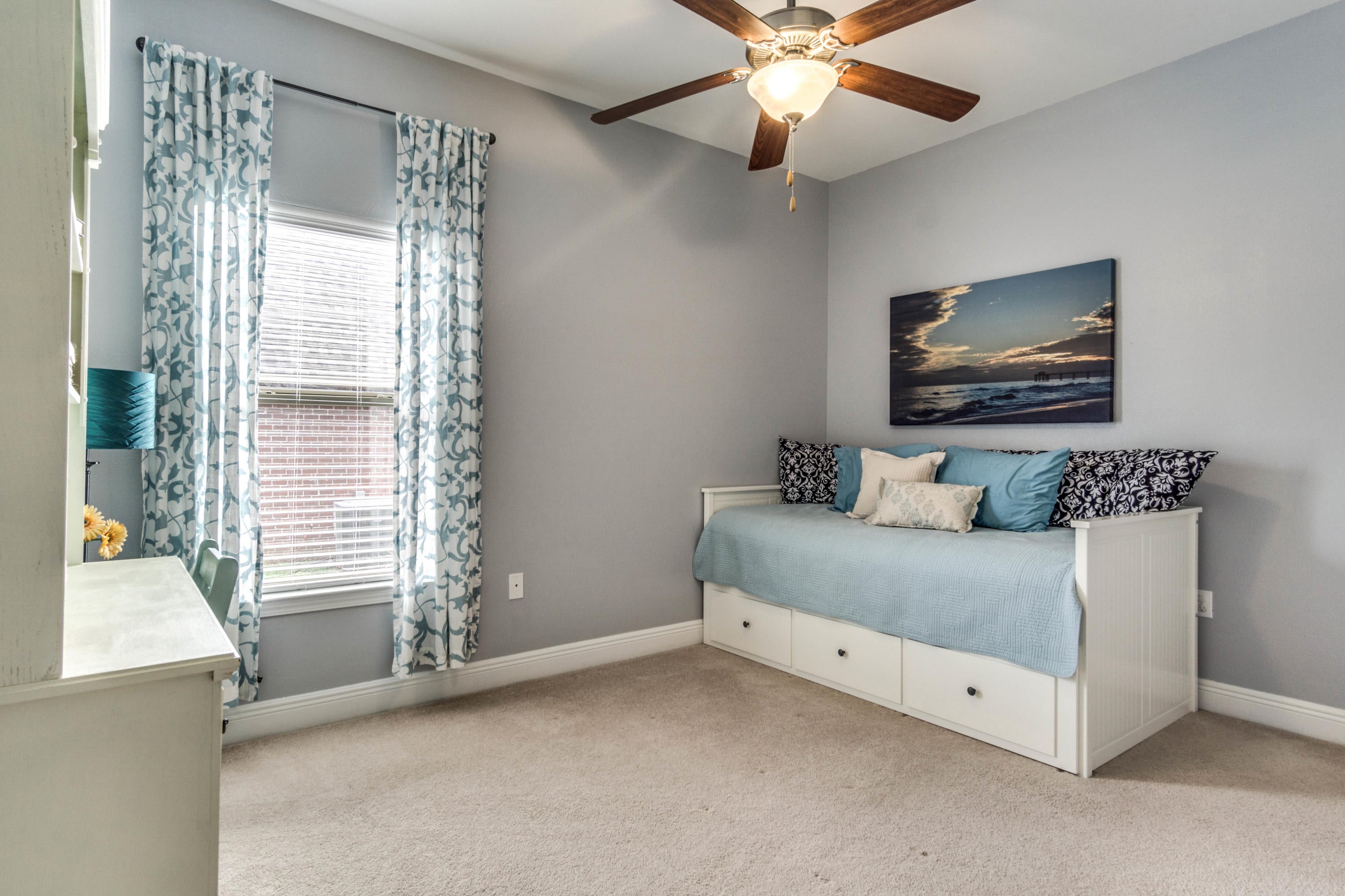 ROLLING RIDGE - Residential