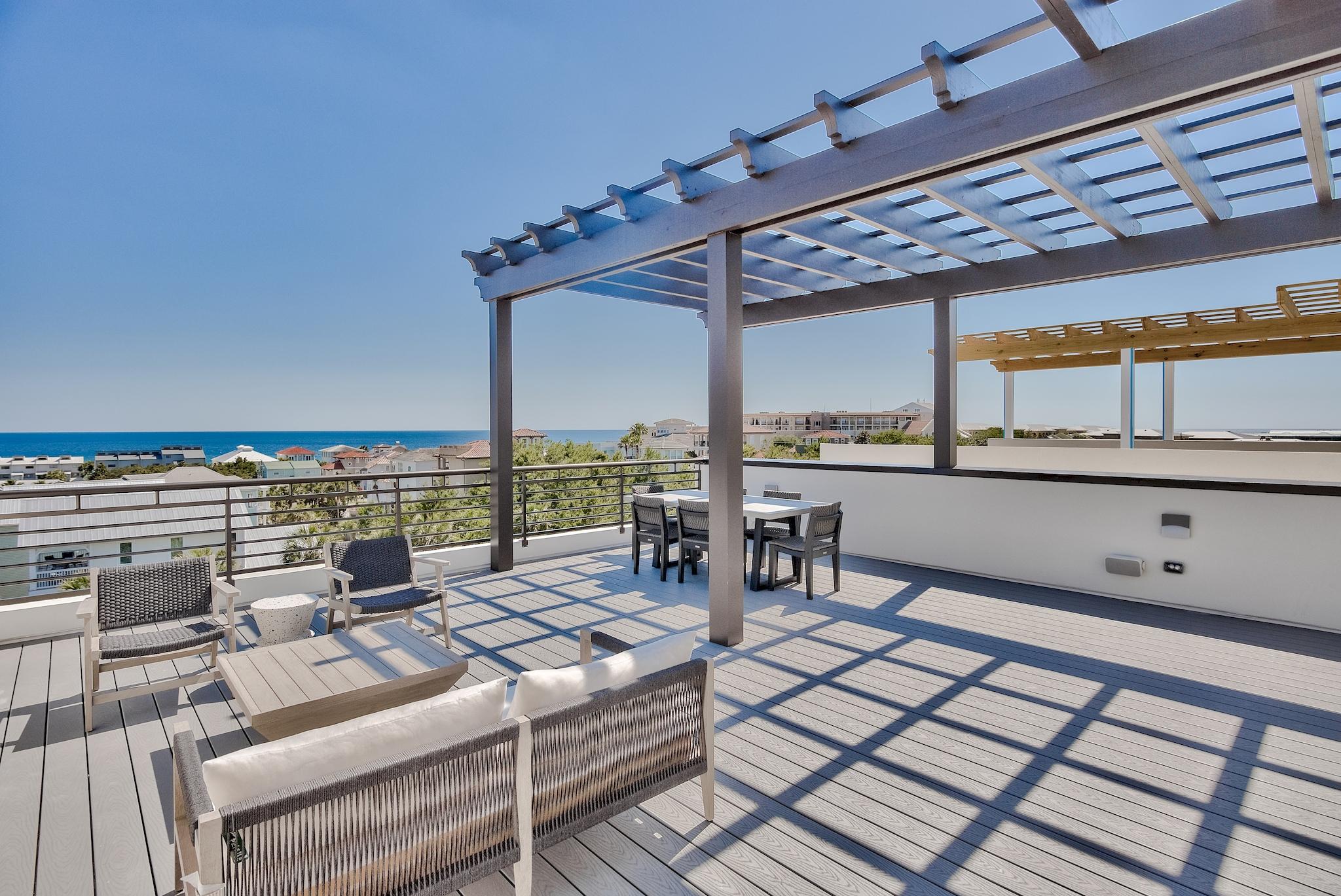 CREST DELEVLOPMENT - Residential
