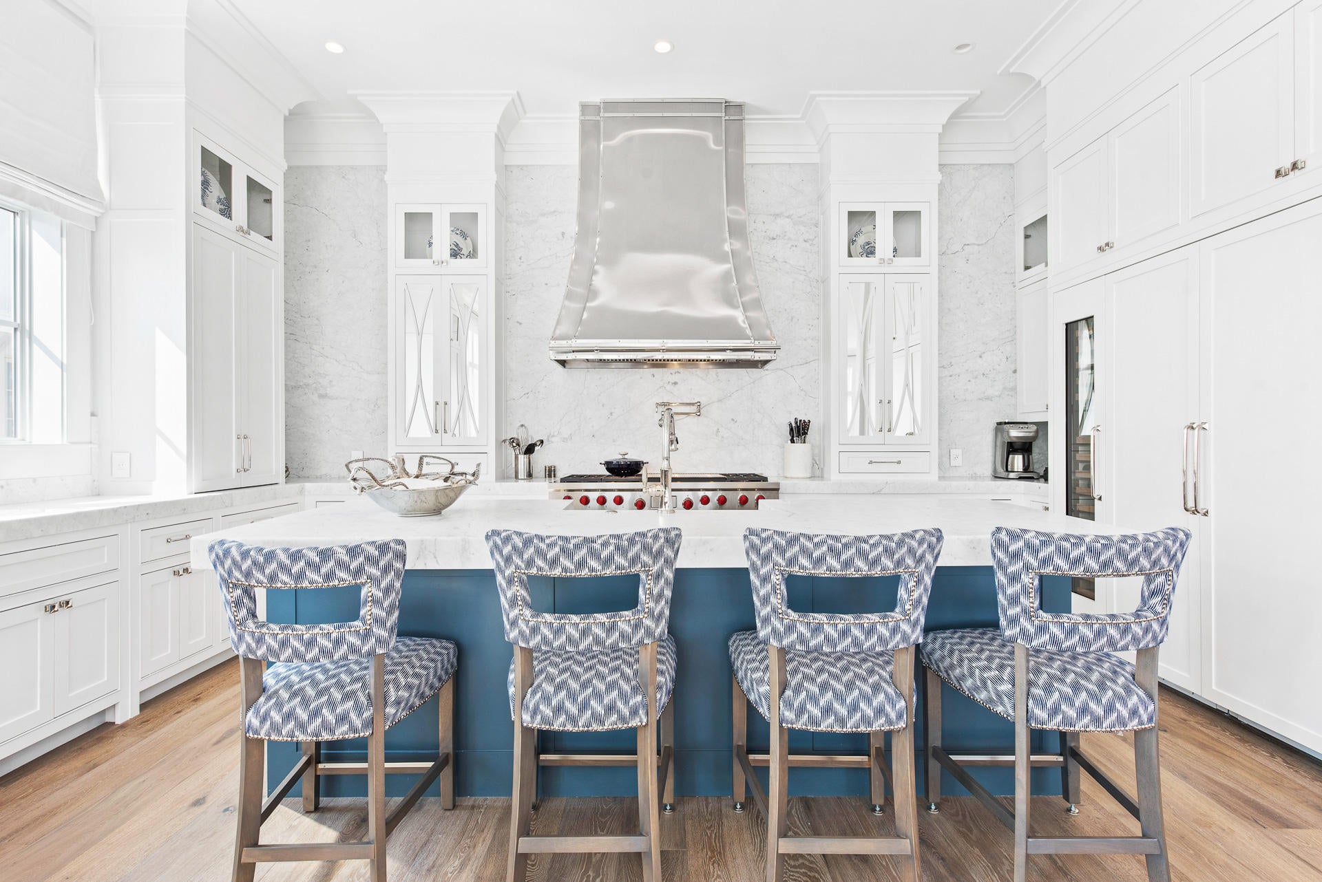 PARADISE BY THE SEA - Residential