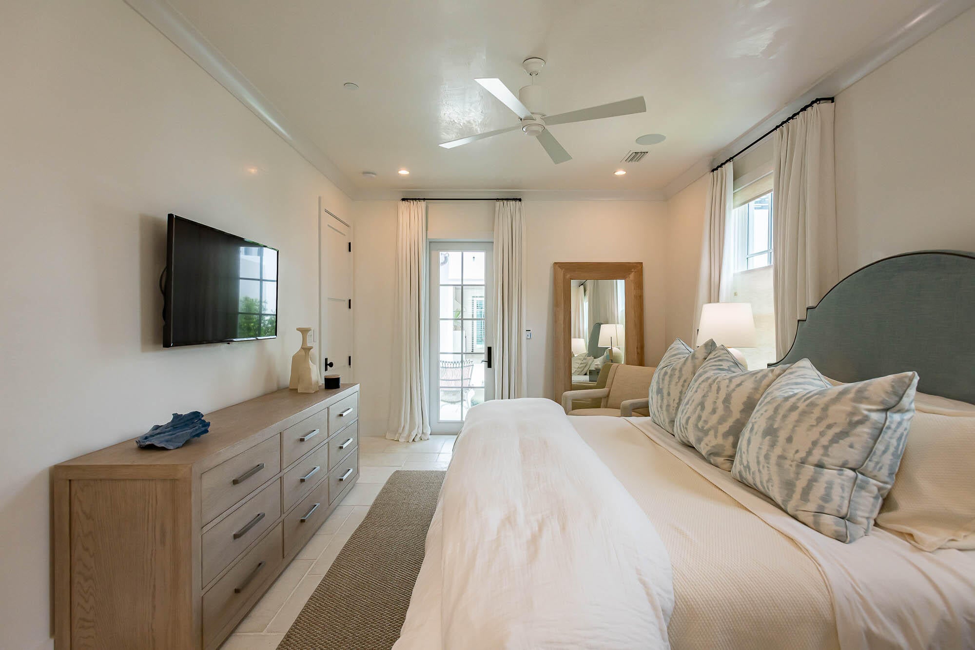 ALYS BEACH - Residential