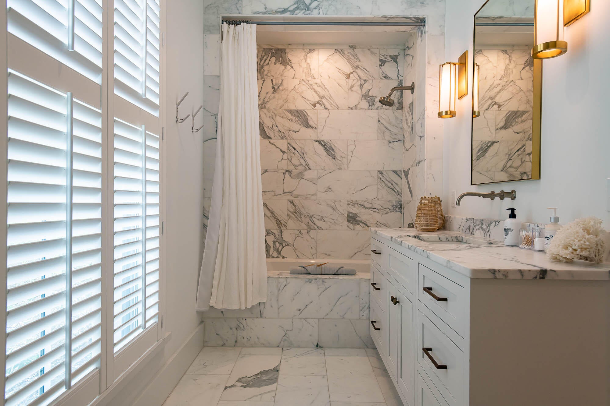 ALYS BEACH - Residential