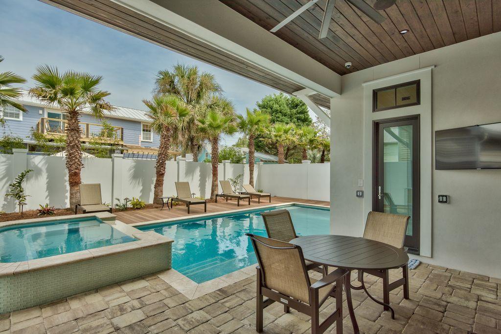 FRANGISTA BEACH 1ST ADDN - Residential