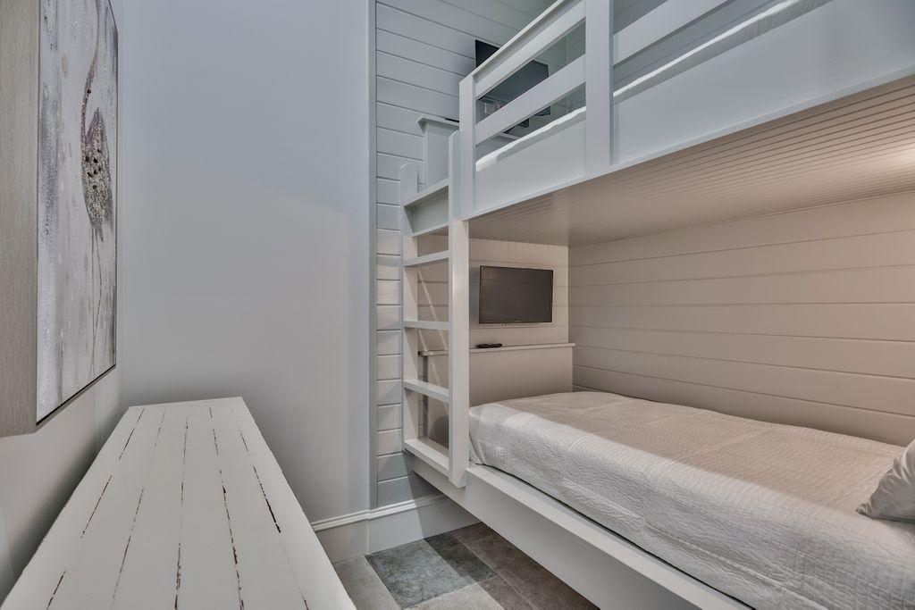 FRANGISTA BEACH 1ST ADDN - Residential