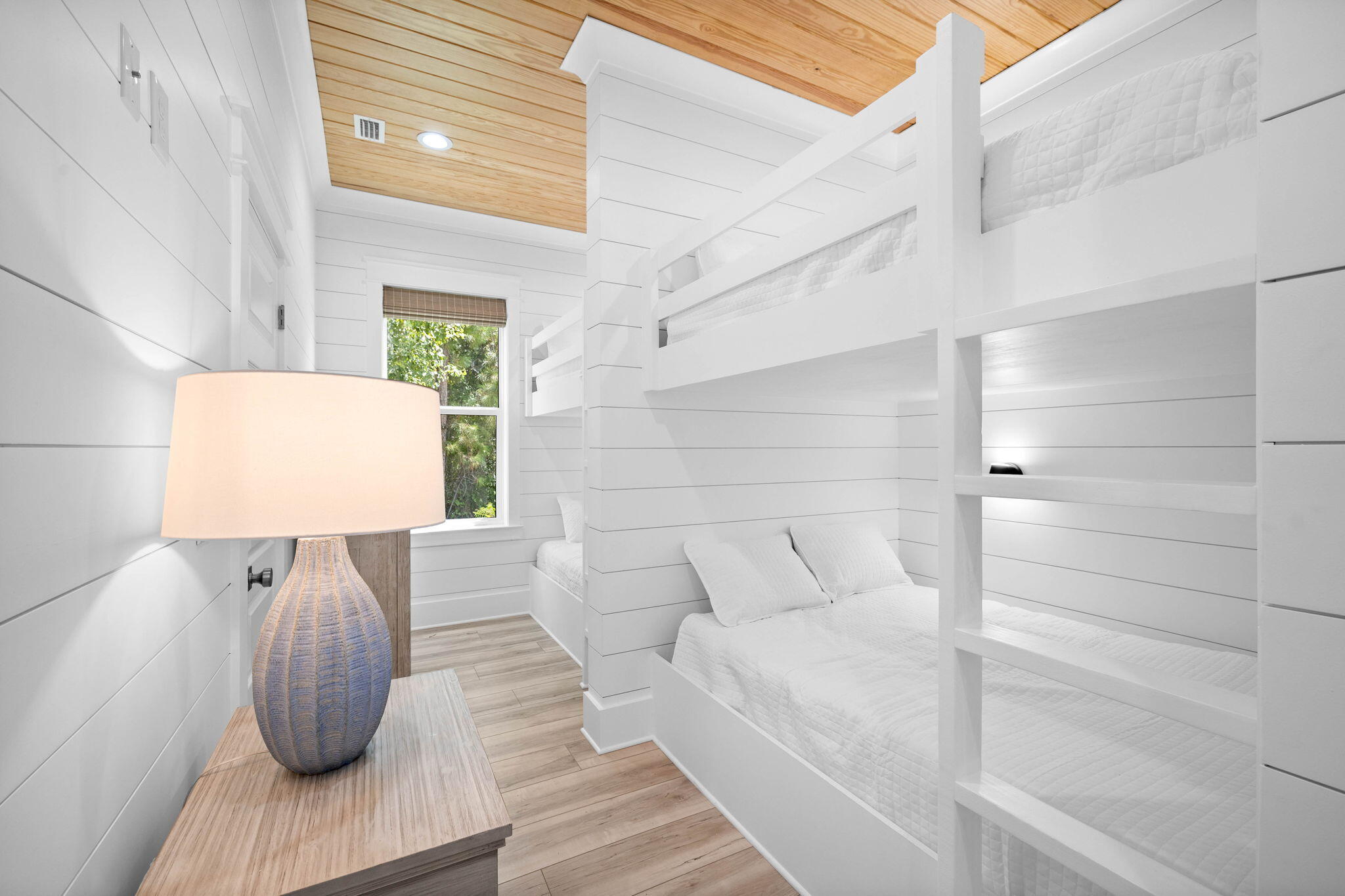 BEACH HIGHLAND 1ST ADD - Residential