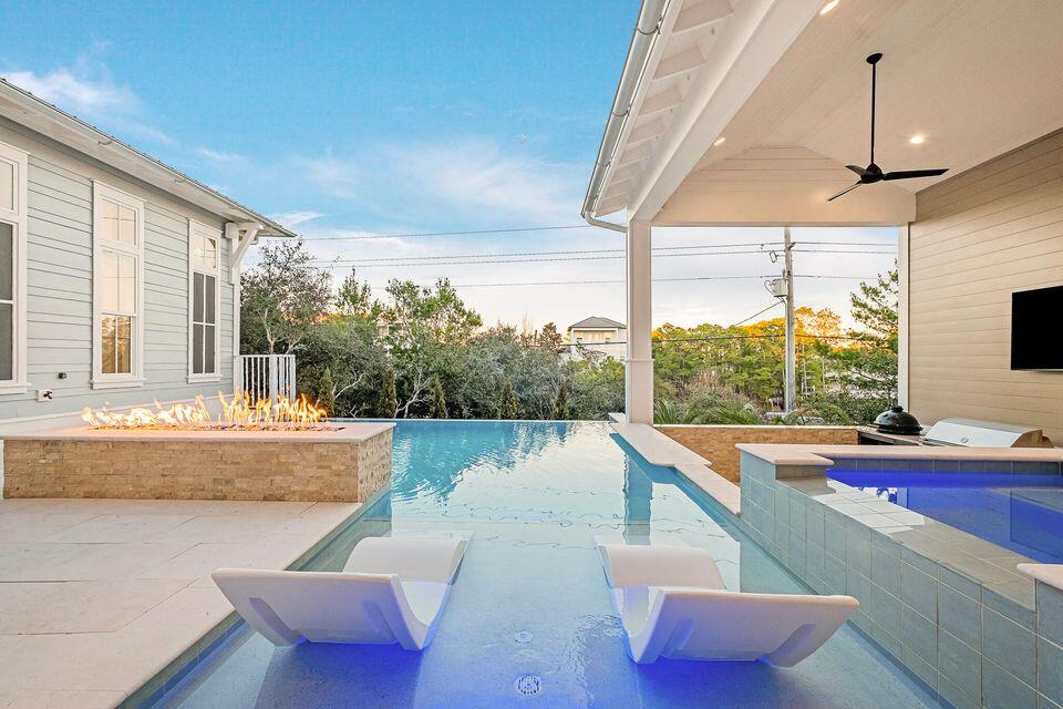 BEACH HIGHLAND - Residential