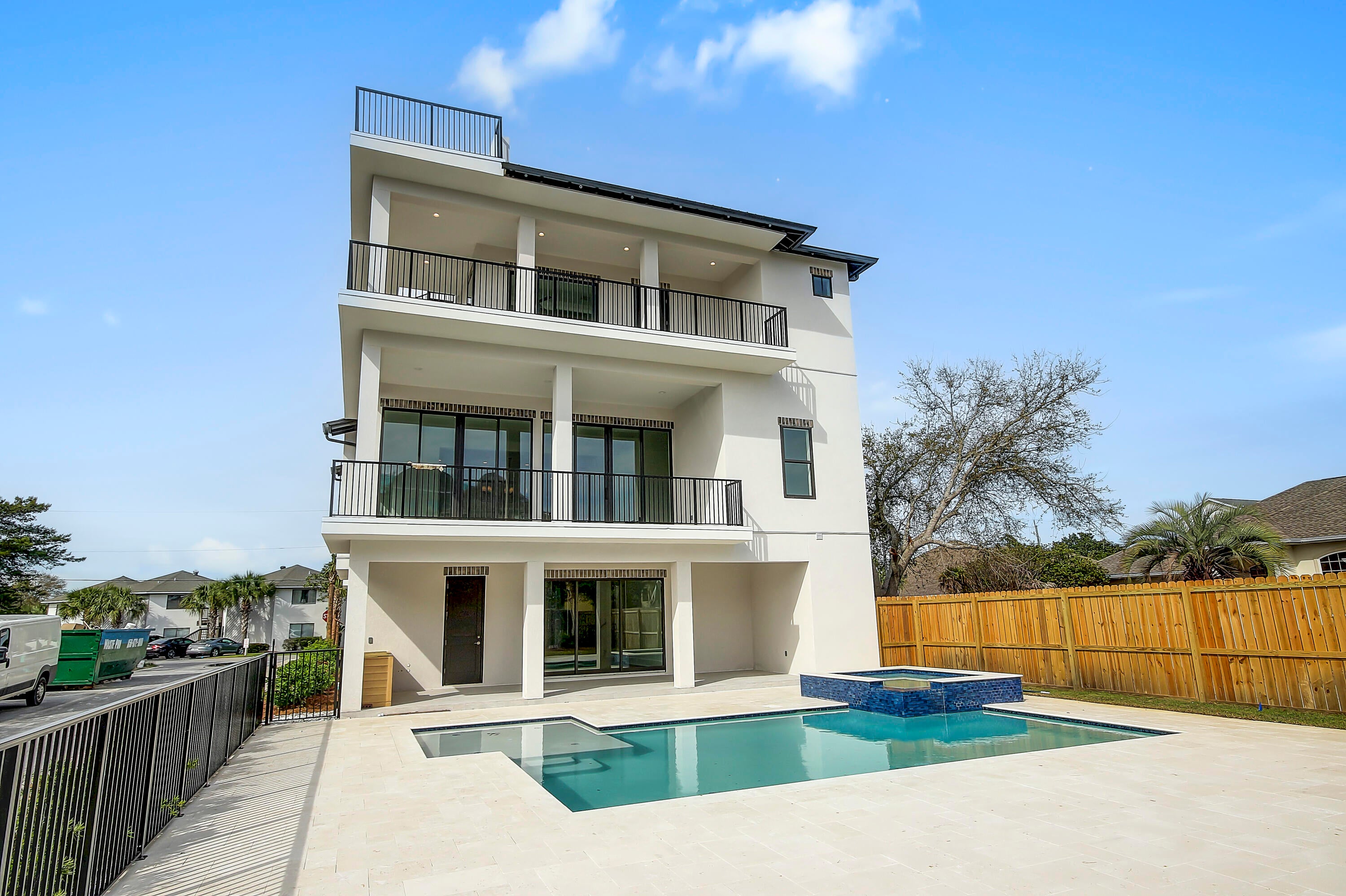 PAYNE STREET COTTAGES - Residential