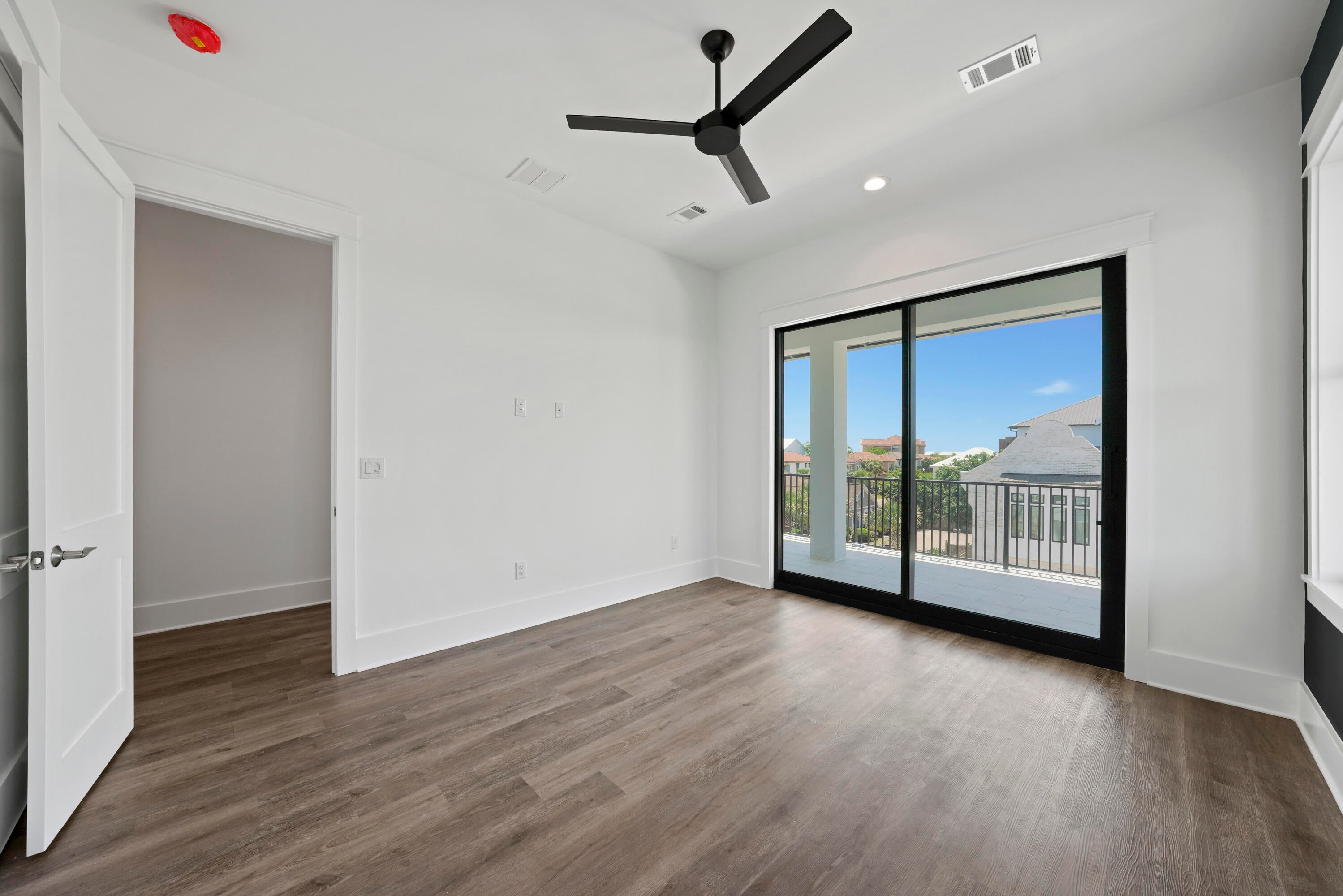 PAYNE STREET COTTAGES - Residential