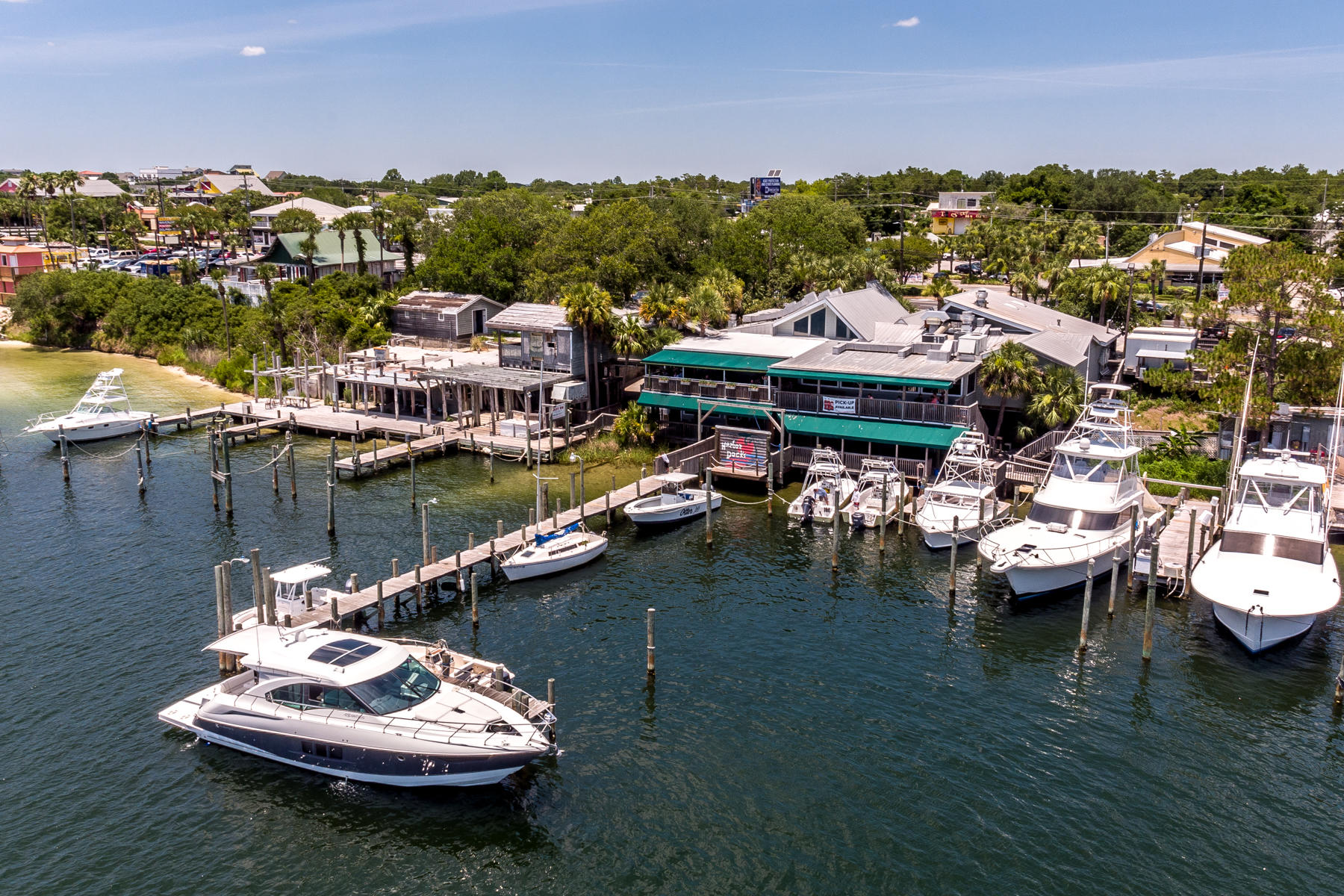 HOLIDAY ISLE - Residential
