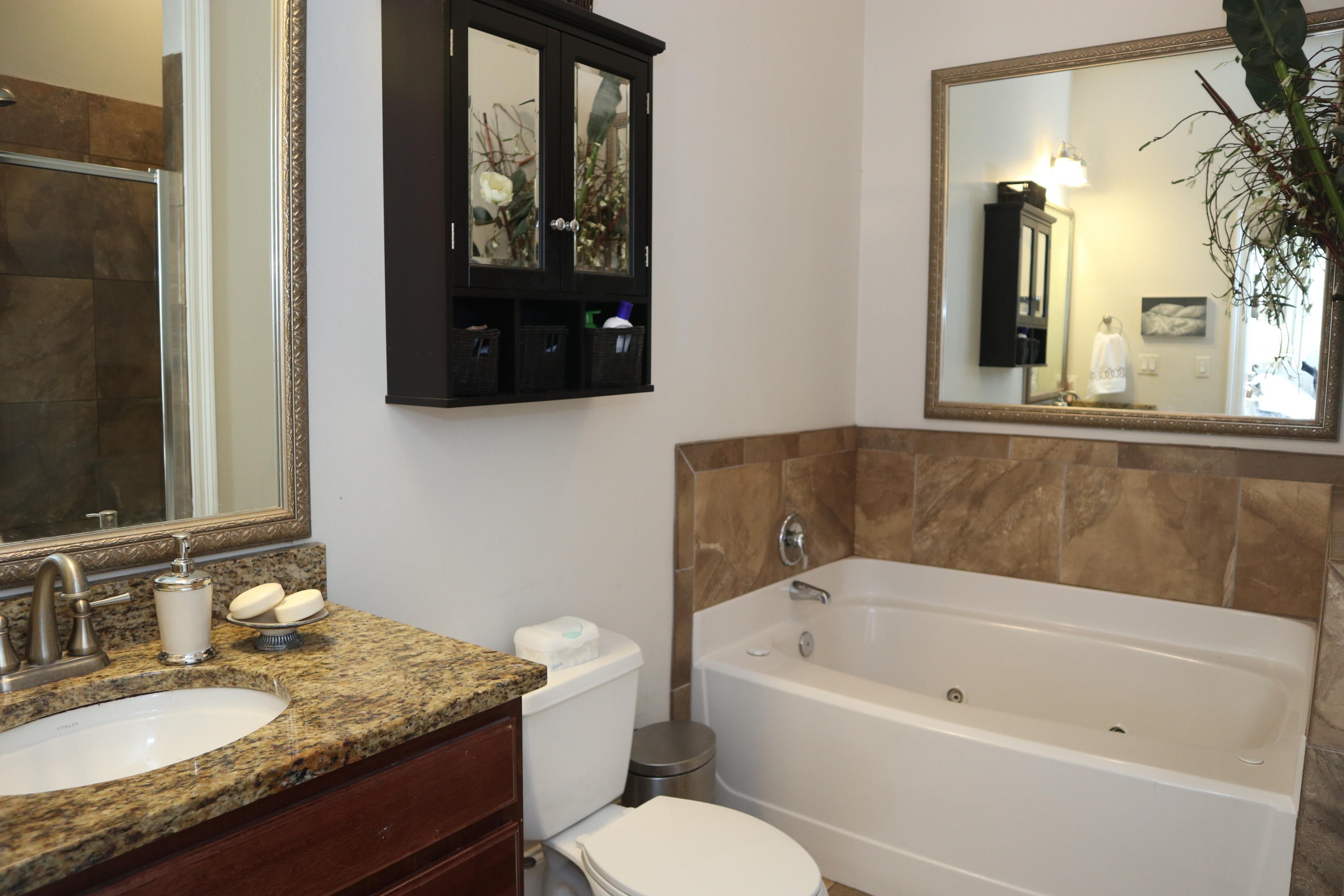 EXCLUSIVE BCH EST - Residential