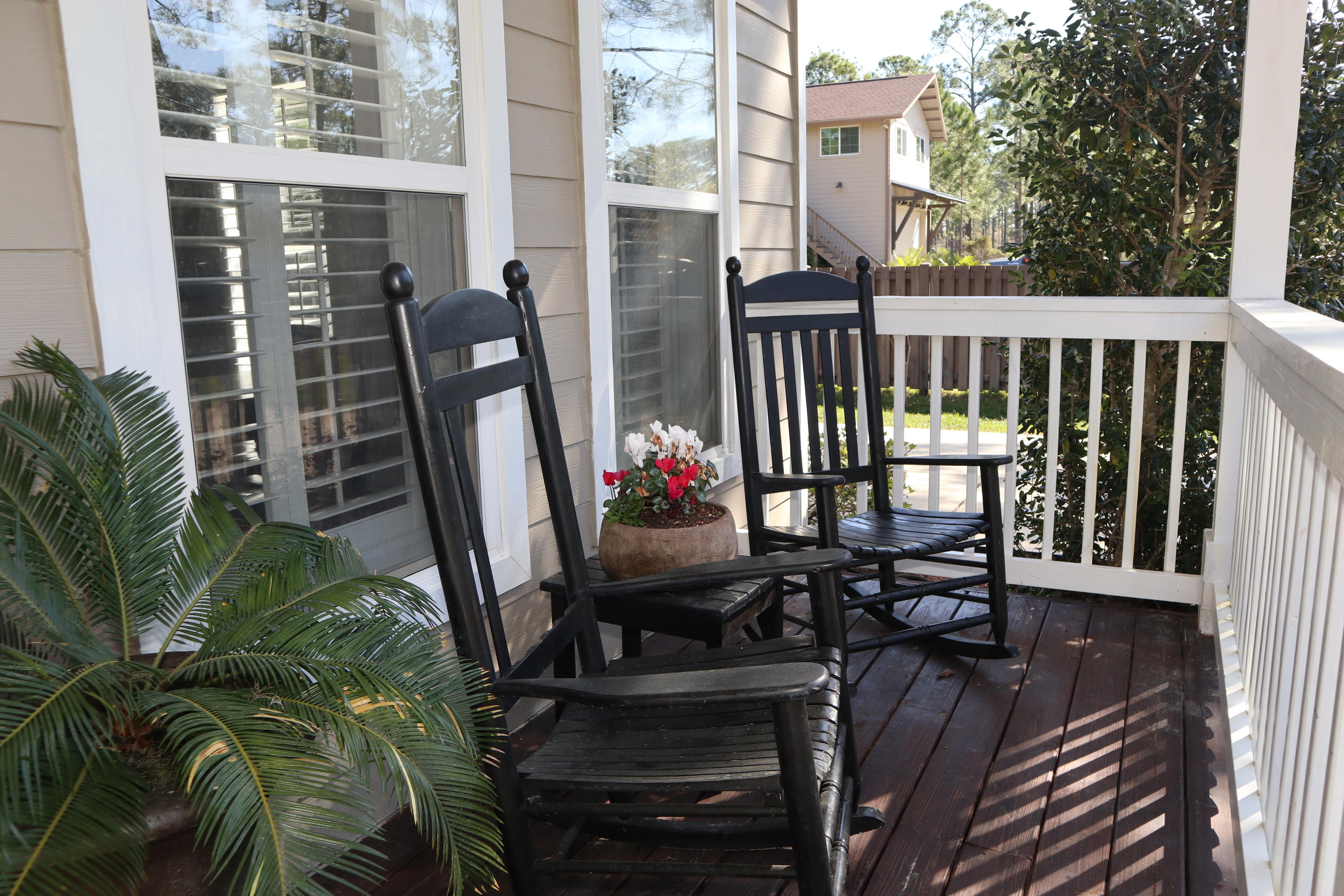 EXCLUSIVE BCH EST - Residential