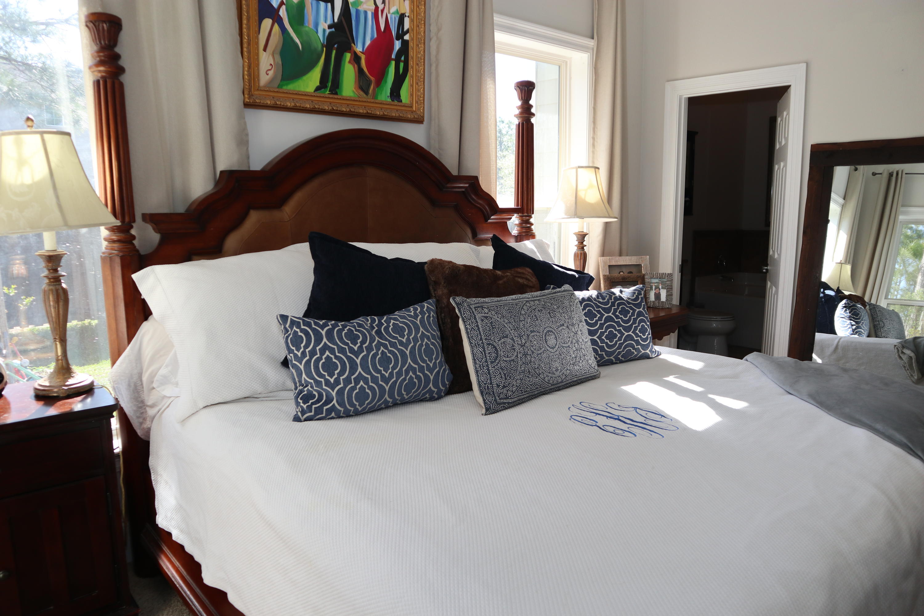EXCLUSIVE BCH EST - Residential