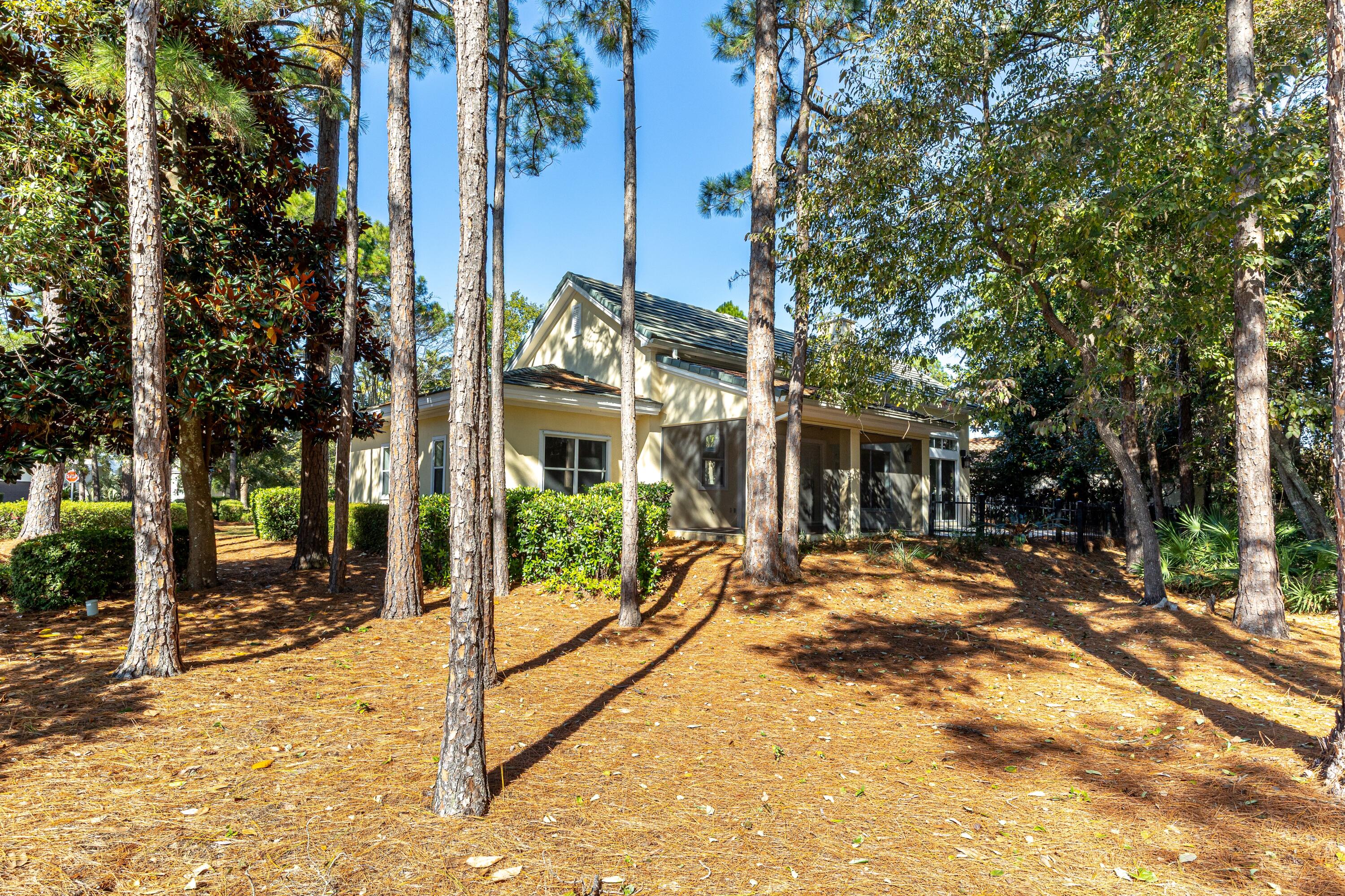 BURNT PINE - Residential