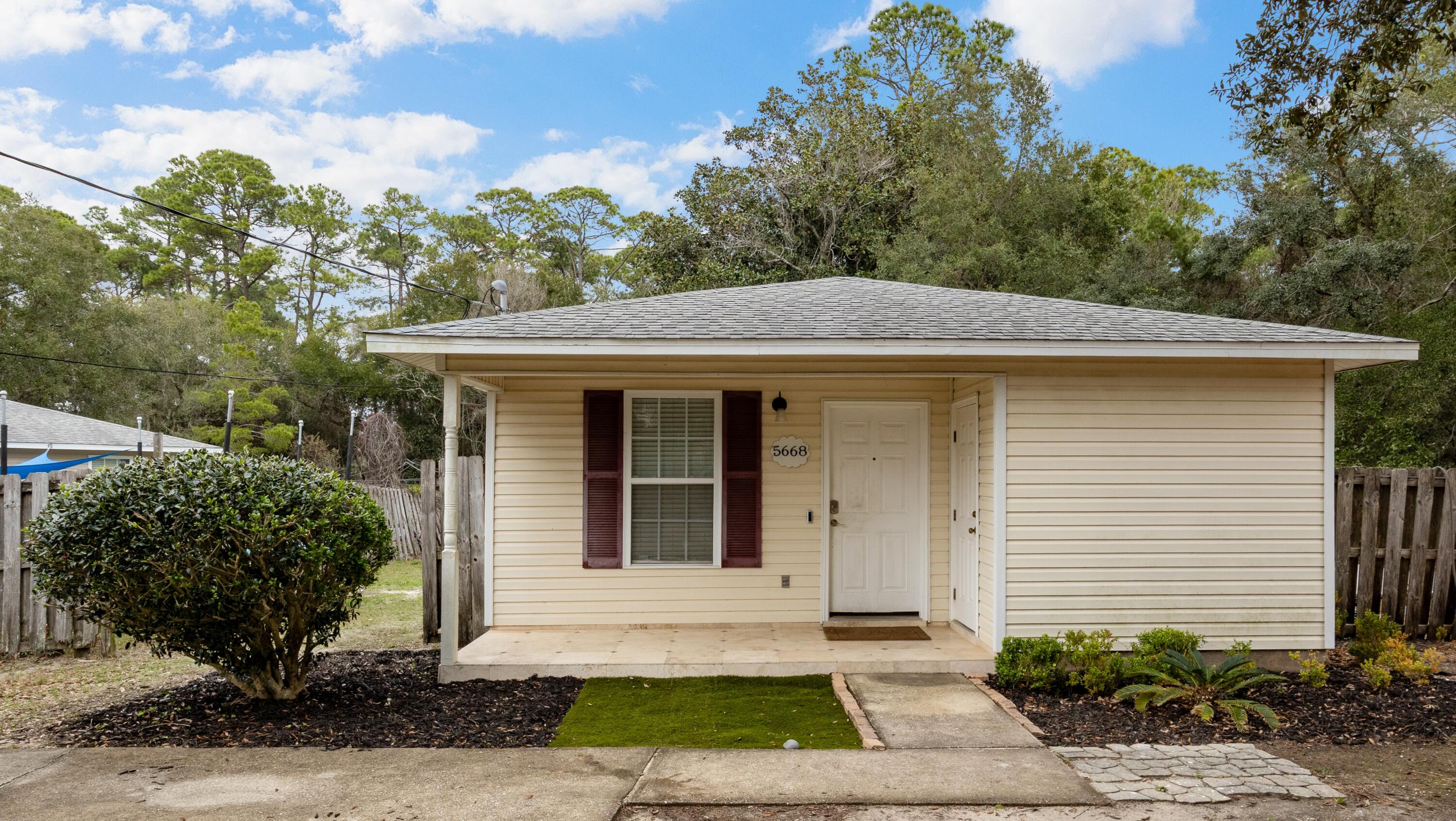 EAST BAY HEIGHTS - Residential