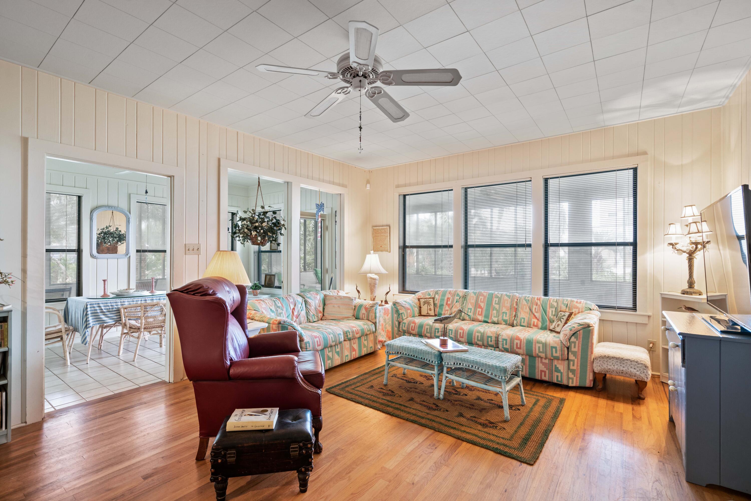 BLUE MOUNTAIN BEACH - Residential